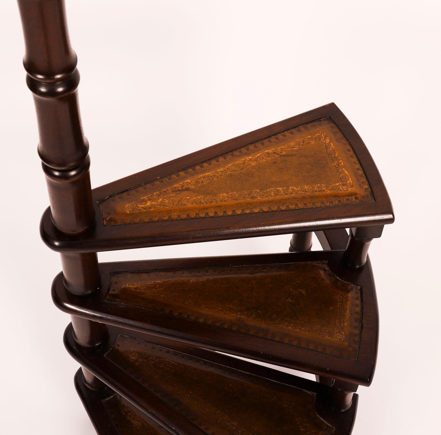 Vintage Set Spiral Mahogany Library Steps 20th Century For Sale 5