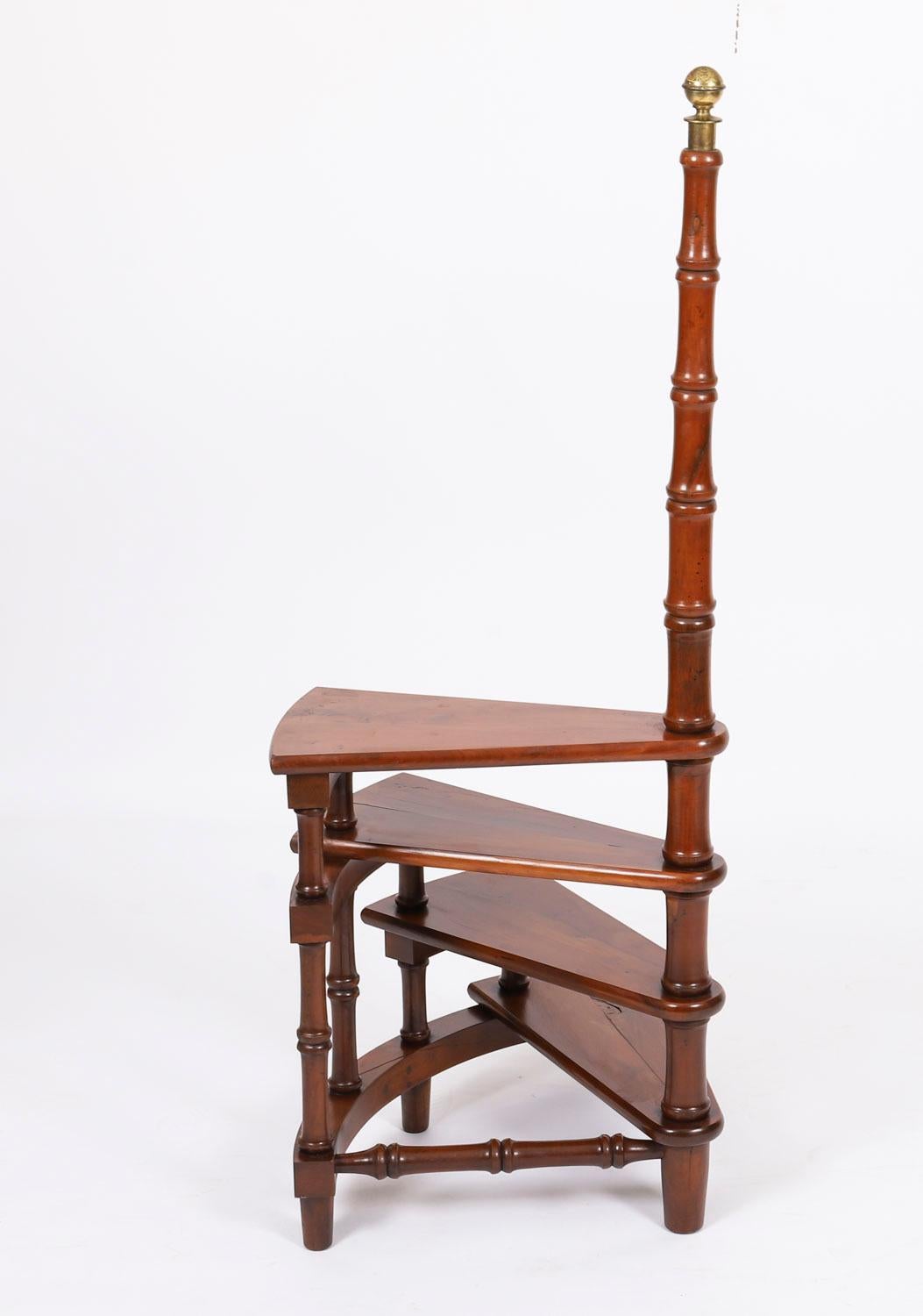 Anglais Vintage Set Spiral Mahogany Library Steps 20th Century en vente