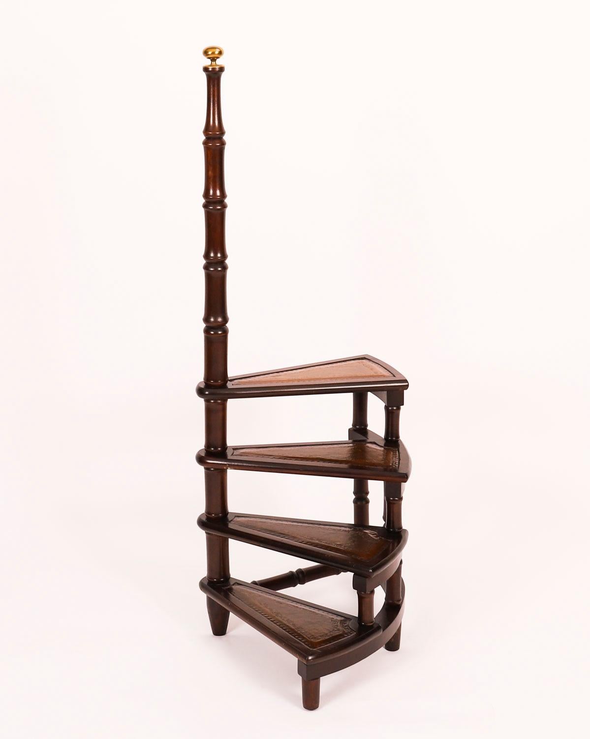 Vintage Set Spiral Mahogany Library Steps 20th Century In Good Condition For Sale In London, GB