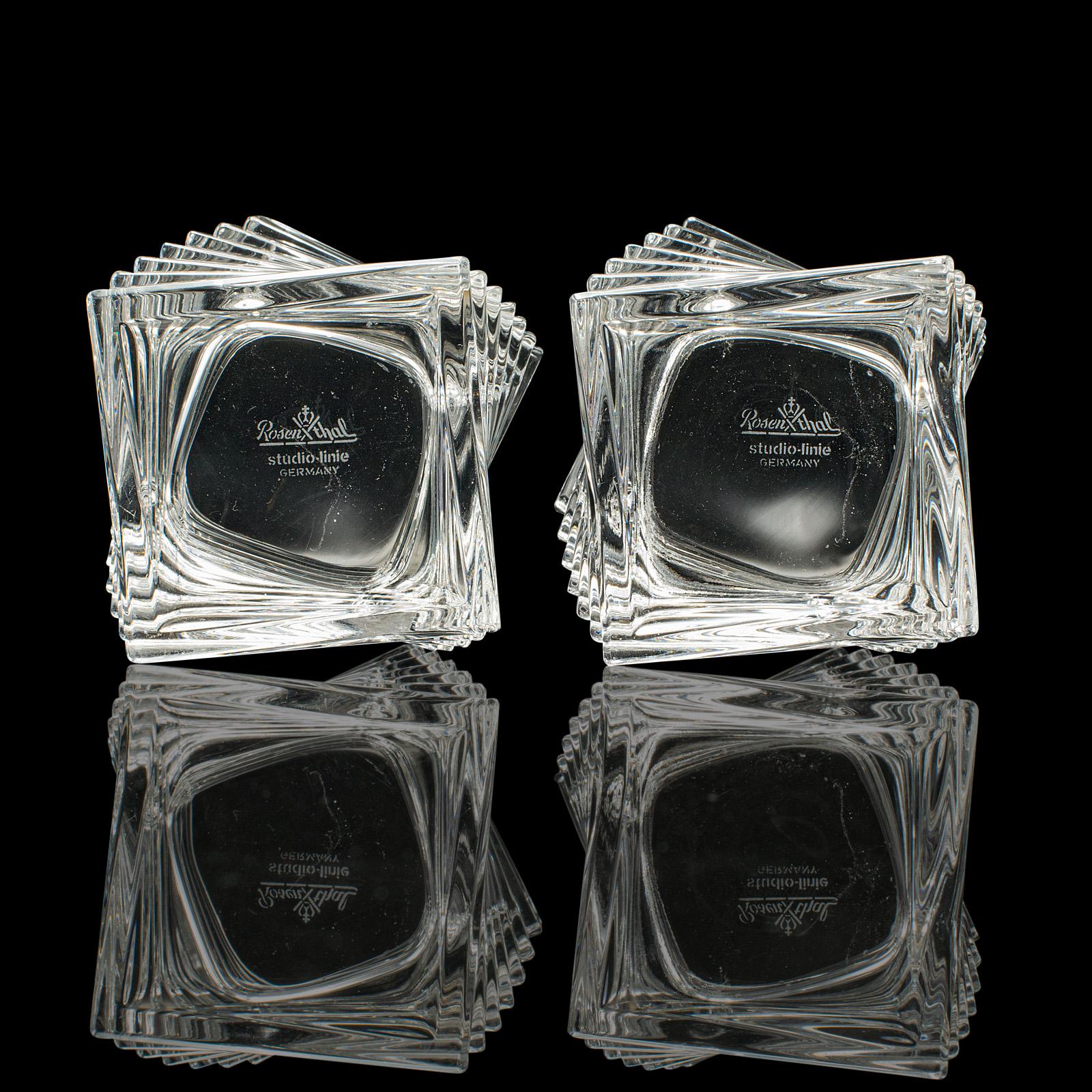 Conjunto Vintage, Jarrón, Dúo Luz de Té, Alemán, Vidrio Artístico, Funda Floral, Circa 1970 en venta 4