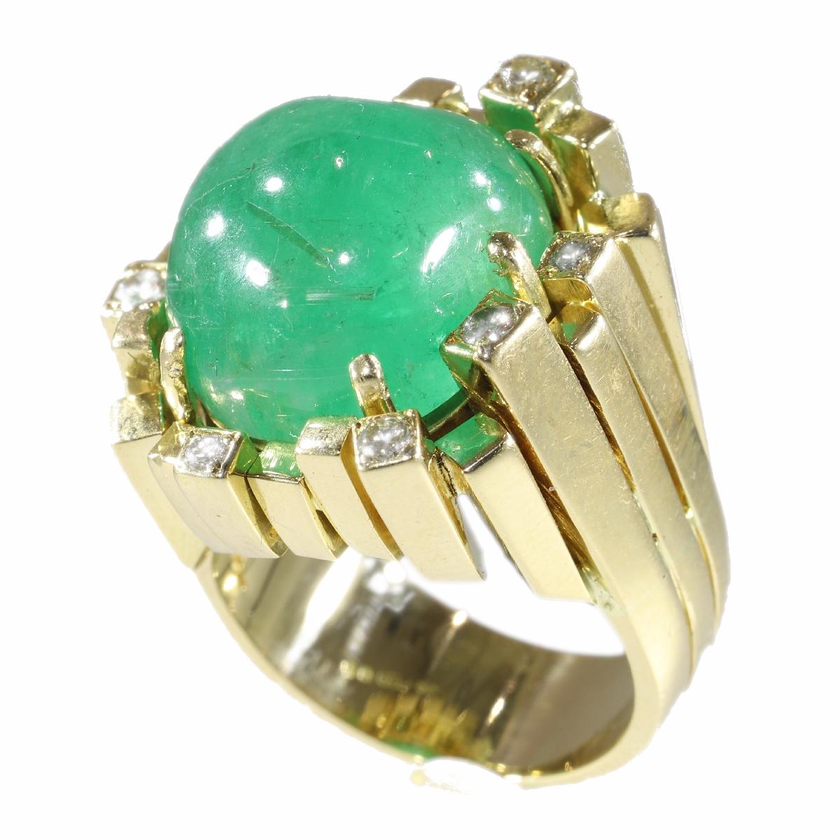 Vintage Seventies Modernistic Artist Design Ring with Large Emerald and Diamonds For Sale 6