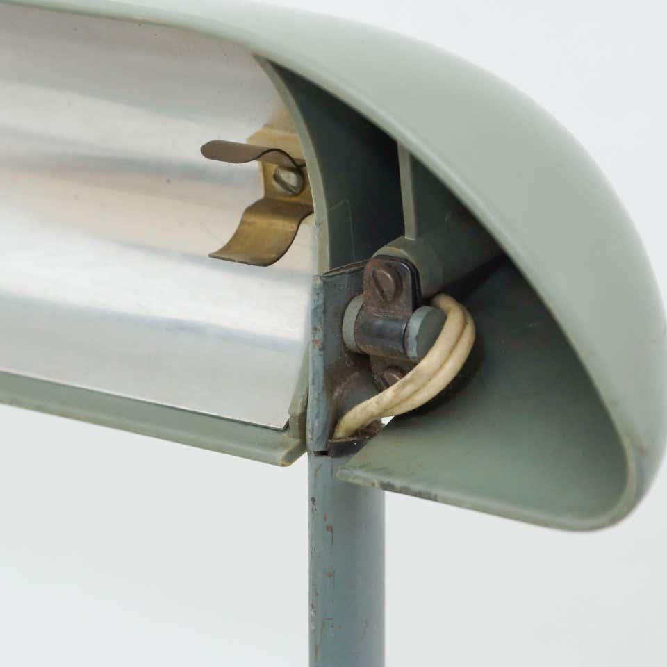 Vintage Sewing Lamp, Spanien, um 1950 - Originalzustand im Angebot 9