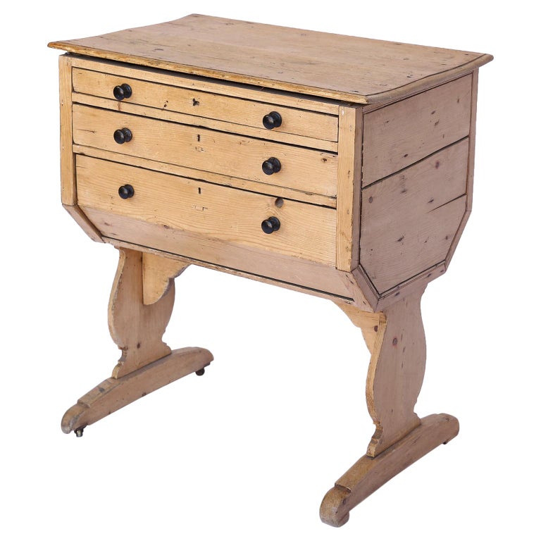 Vintage Sewing Table For Sale at 1stdibs