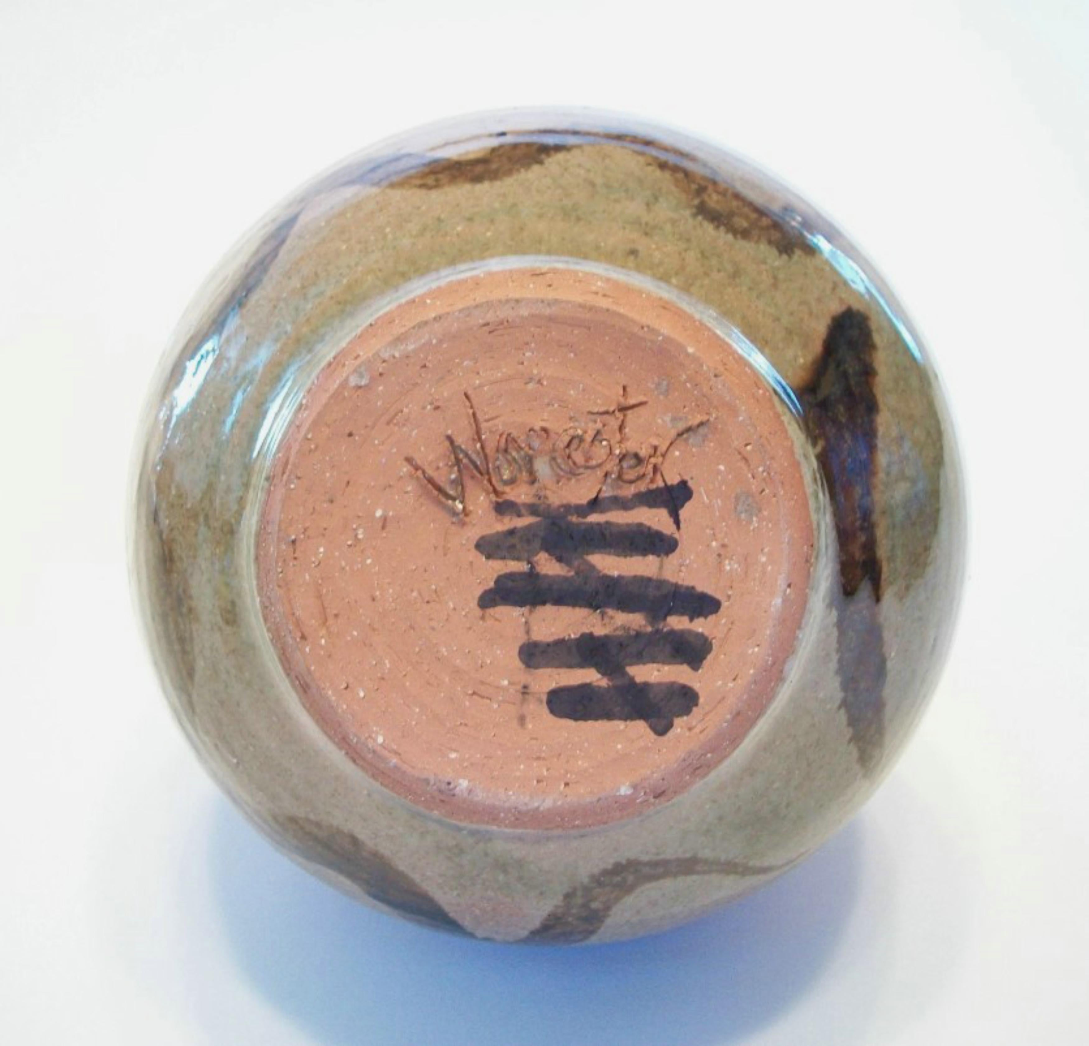 XX secolo Vaso Studio Pottery d'epoca decorato a graffito e smalto - Firmato - 20th Century in vendita