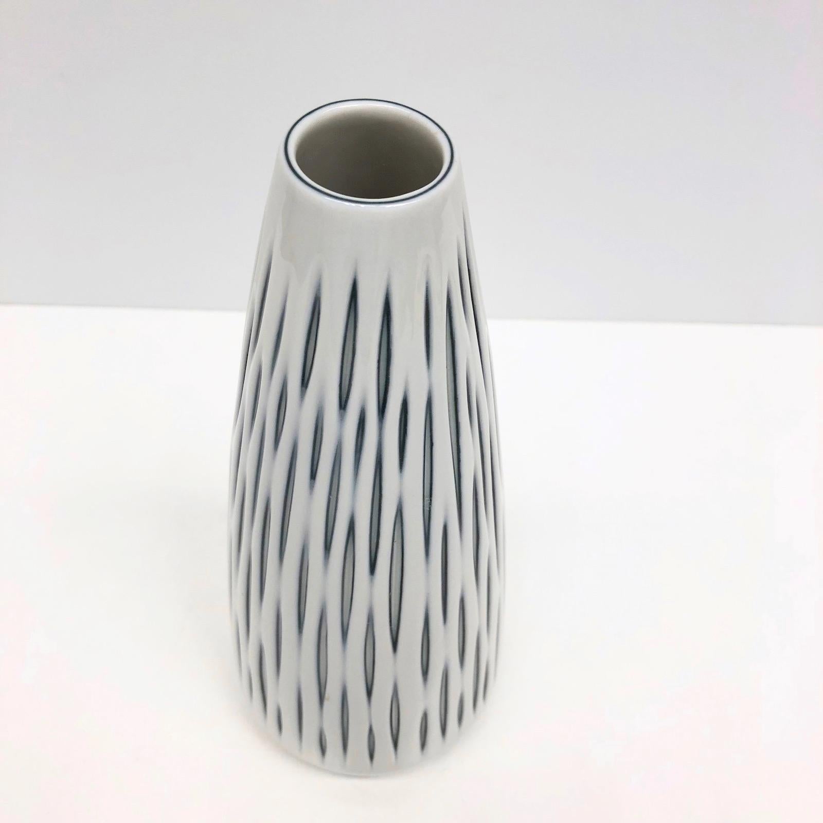 Moderne Vintage-Vase aus Keramik von Sgrafo, Deutsch, 1960er Jahre (Mitte des 20. Jahrhunderts) im Angebot