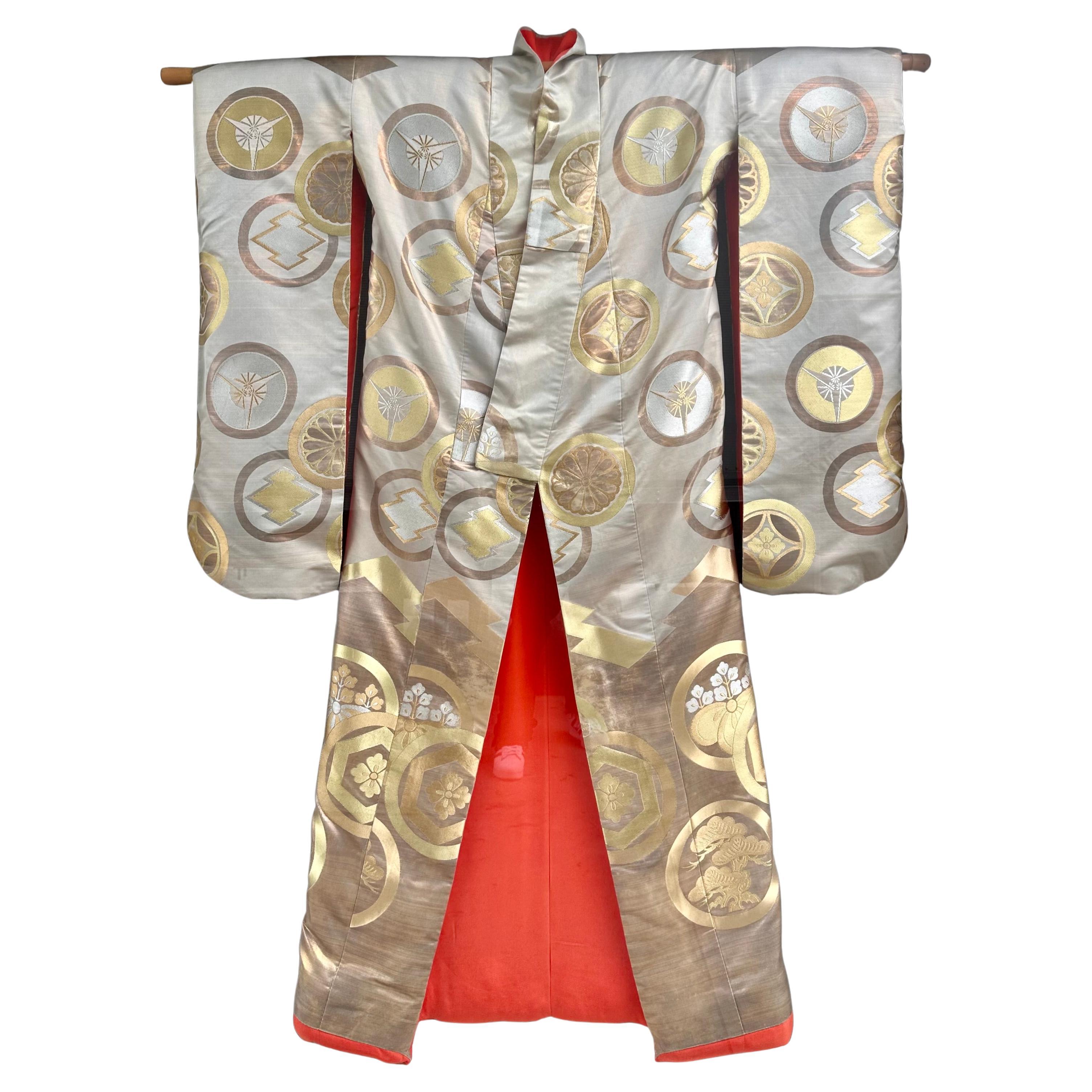 Kimono da sposa giapponese vintage con cornice in vendita
