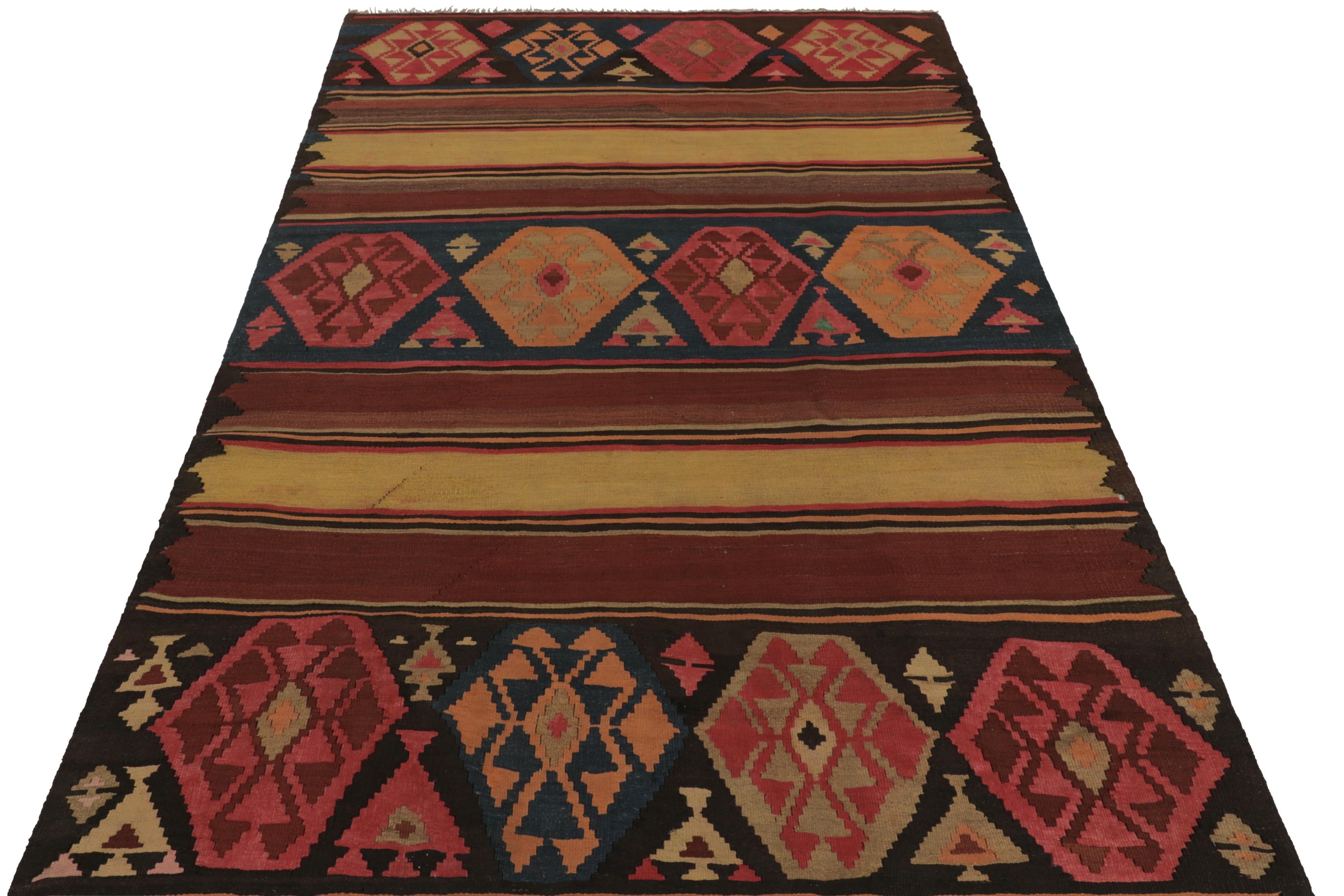 Kilim persiano vintage di Shahsavan Dashte Moghan con chevrons marroni - Rug & Kilim In condizioni buone in vendita a Long Island City, NY