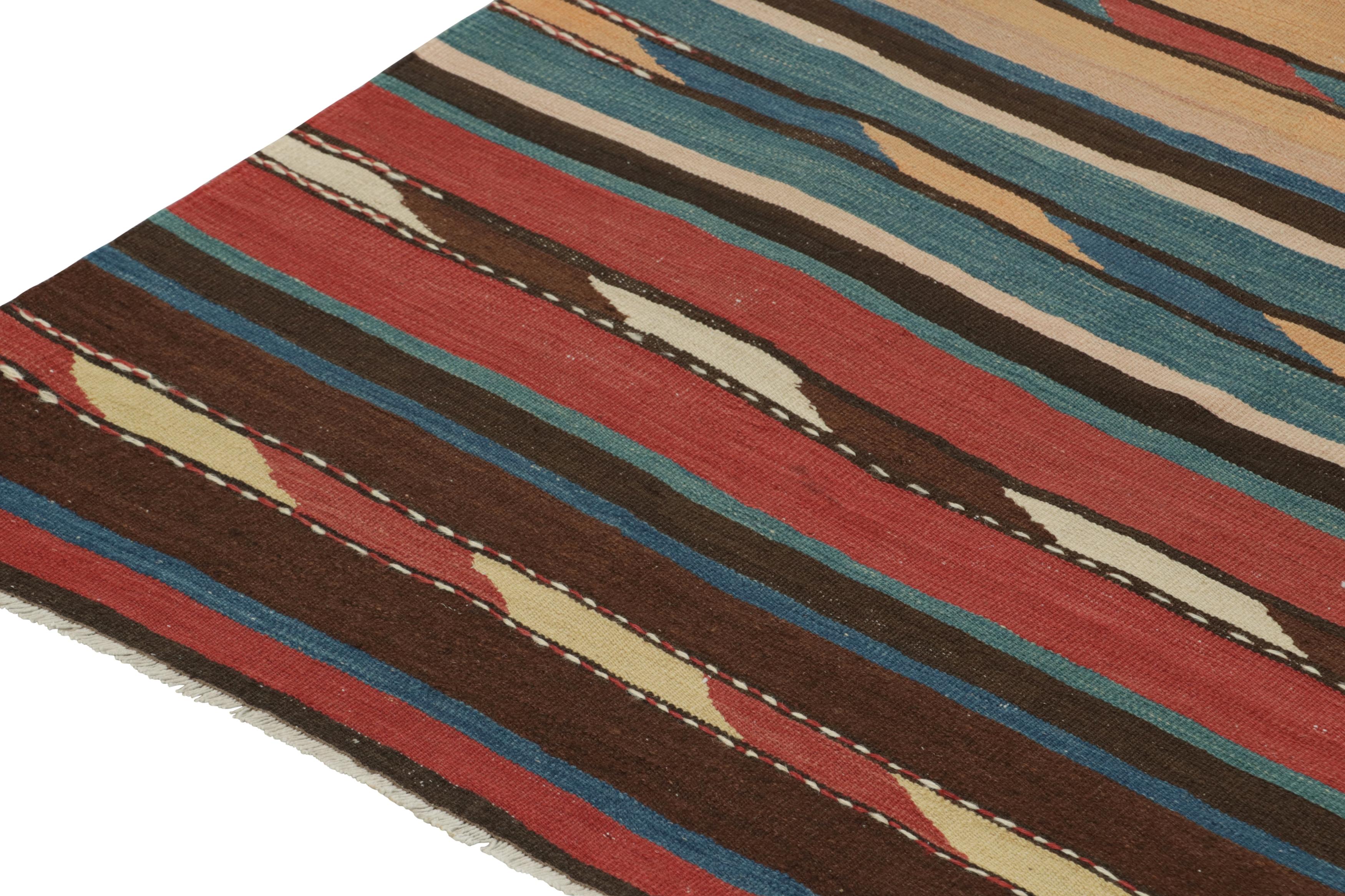 Turco Tappeto Shahsavan Kilim vintage a strisce policrome di Rug & Kilim in vendita