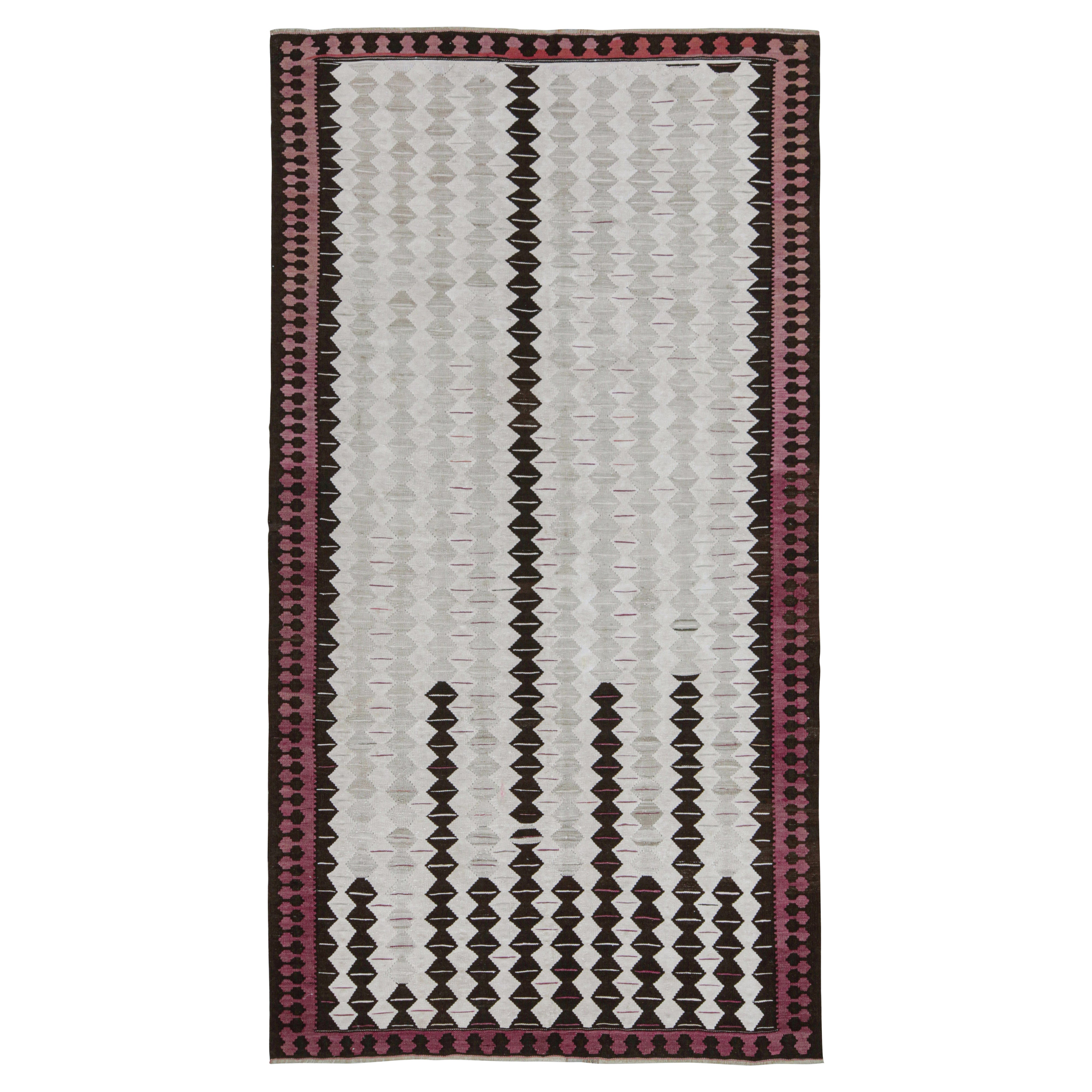 Vintage Shahsavan Persian Kilim in Gray 
Brown Geometric Pattern For Sale
