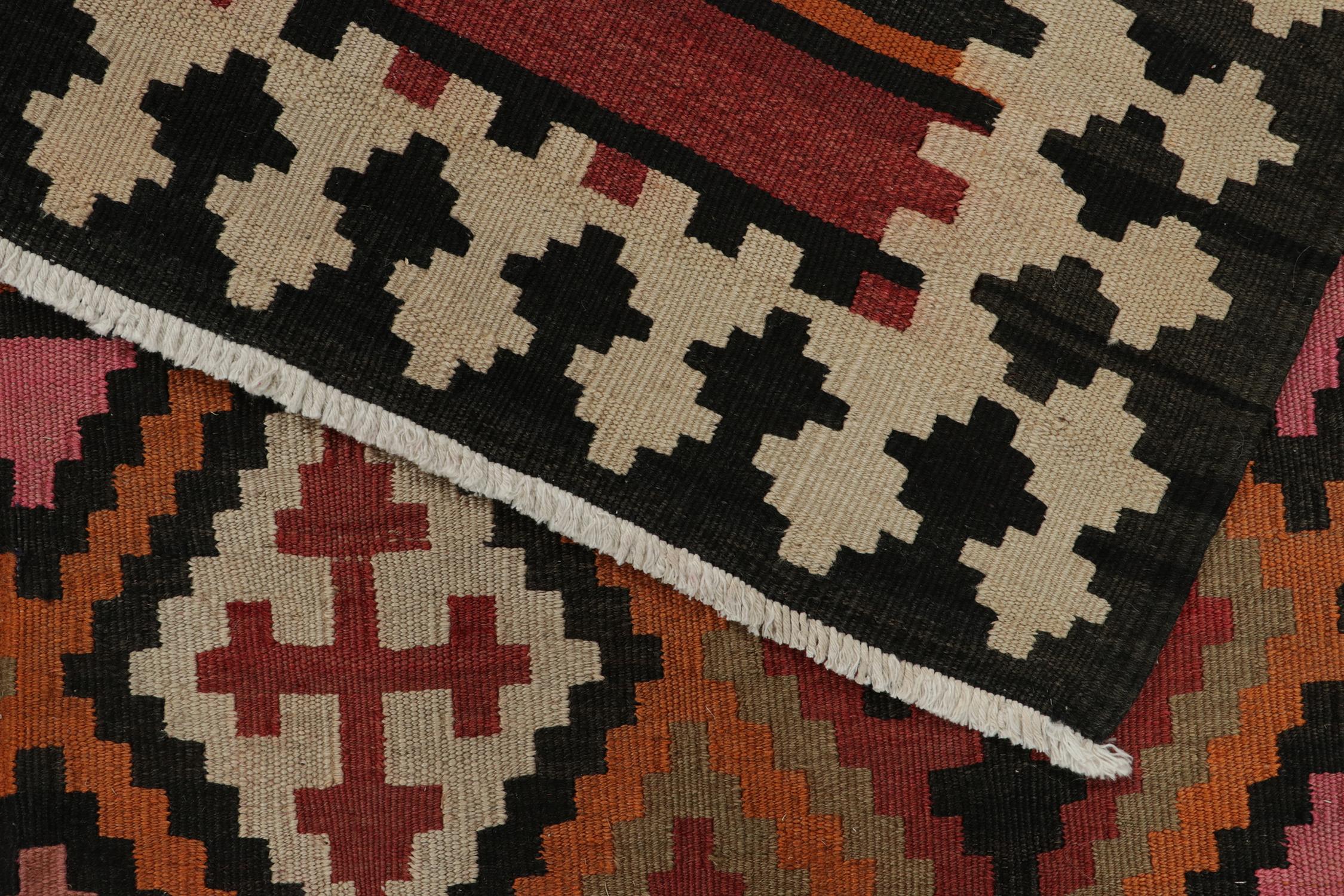 Shahsavan Persischer Kelim in polychromem, geometrischem Muster – Teppich & Kelim (Wolle) im Angebot