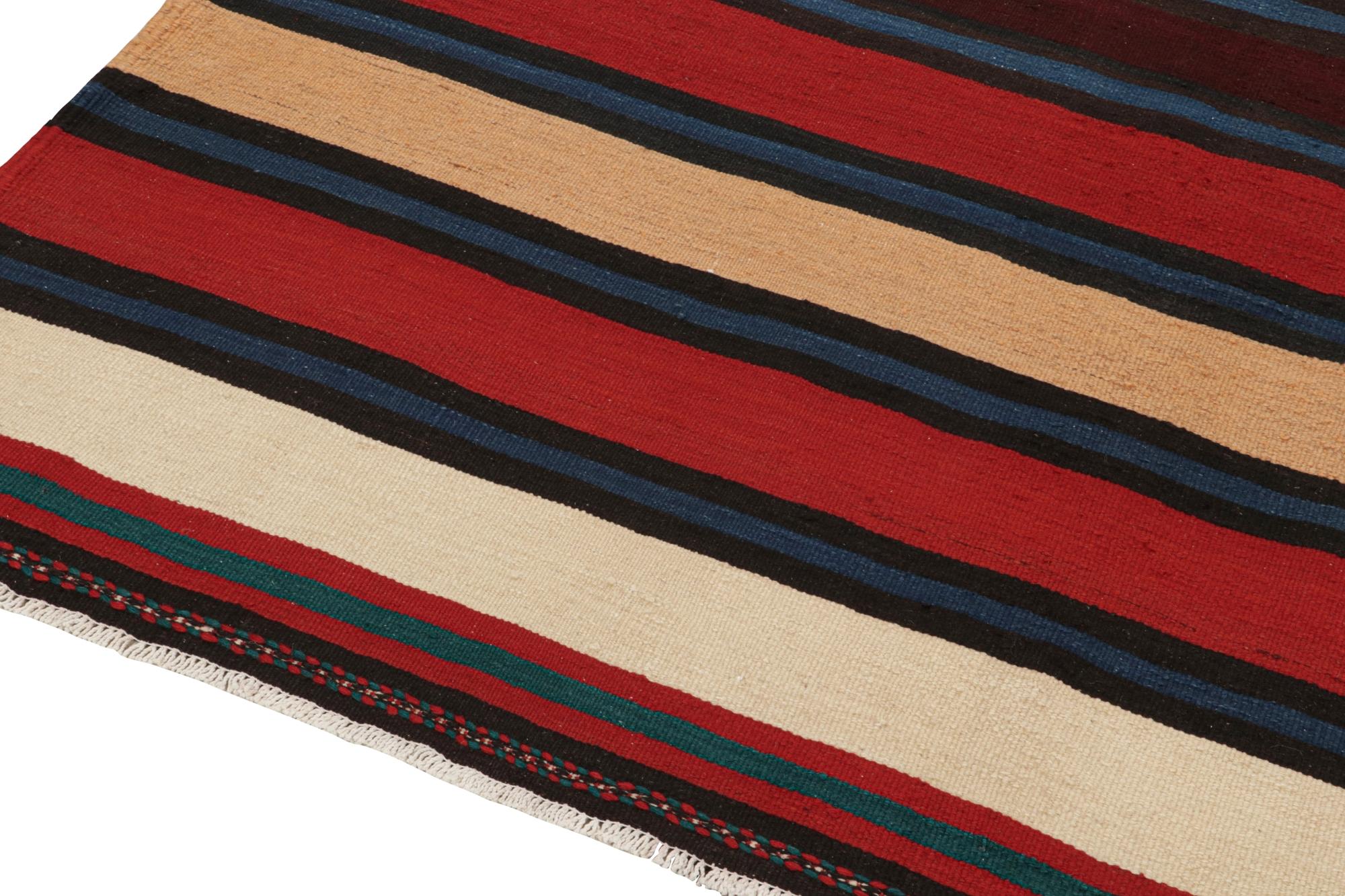 Shahsavan Persischer Kelim in polychromen Streifen (Mitte des 20. Jahrhunderts) im Angebot