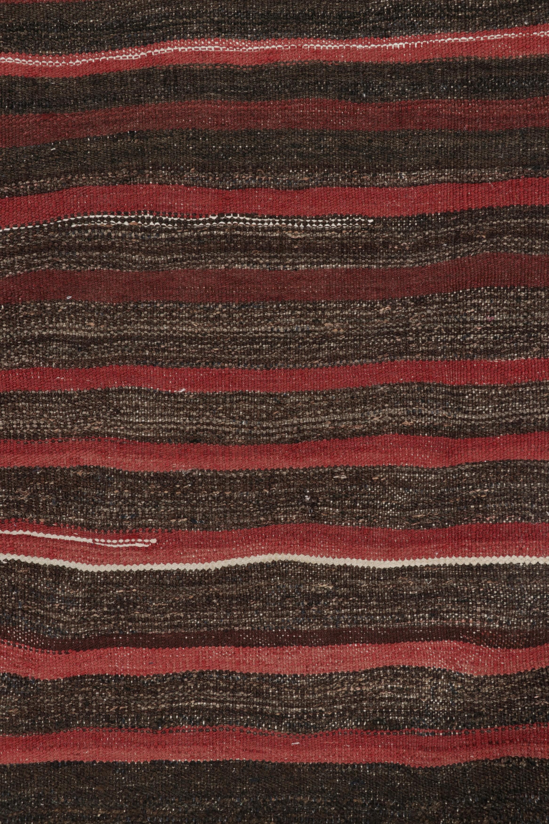 Vintage Shahsavan Persische Kilim in Rot und Braun Geometrische Streifen - Rug & Kilim (Stammeskunst) im Angebot
