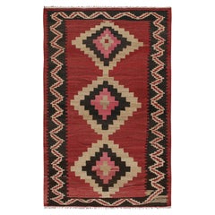 Shahsavan Persischer Kelim in Rot, Beige und Schwarz mit Muster von Teppich & Kilim