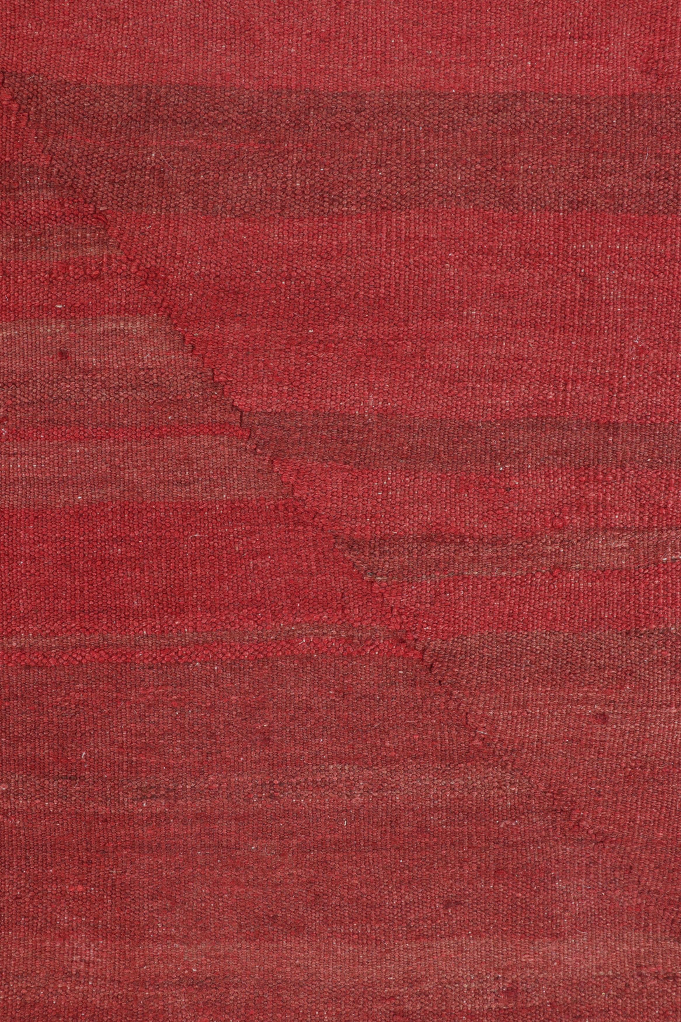 Tribale Vintage Shahsavan Kilim persiano con campo aperto rosso di Rug & Kilim in vendita