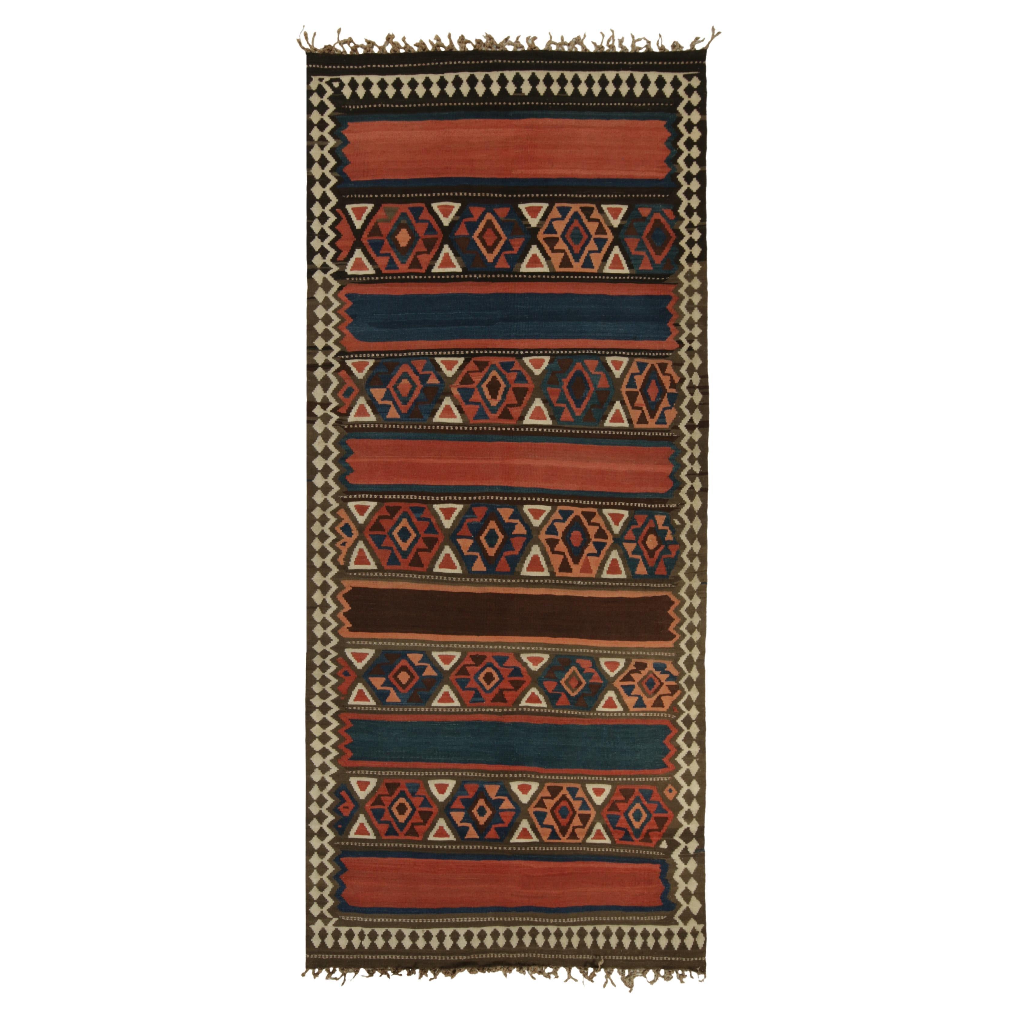 Tapis Kilim persan Shahsavan vintage à motifs polychromes par Rug & Kilim