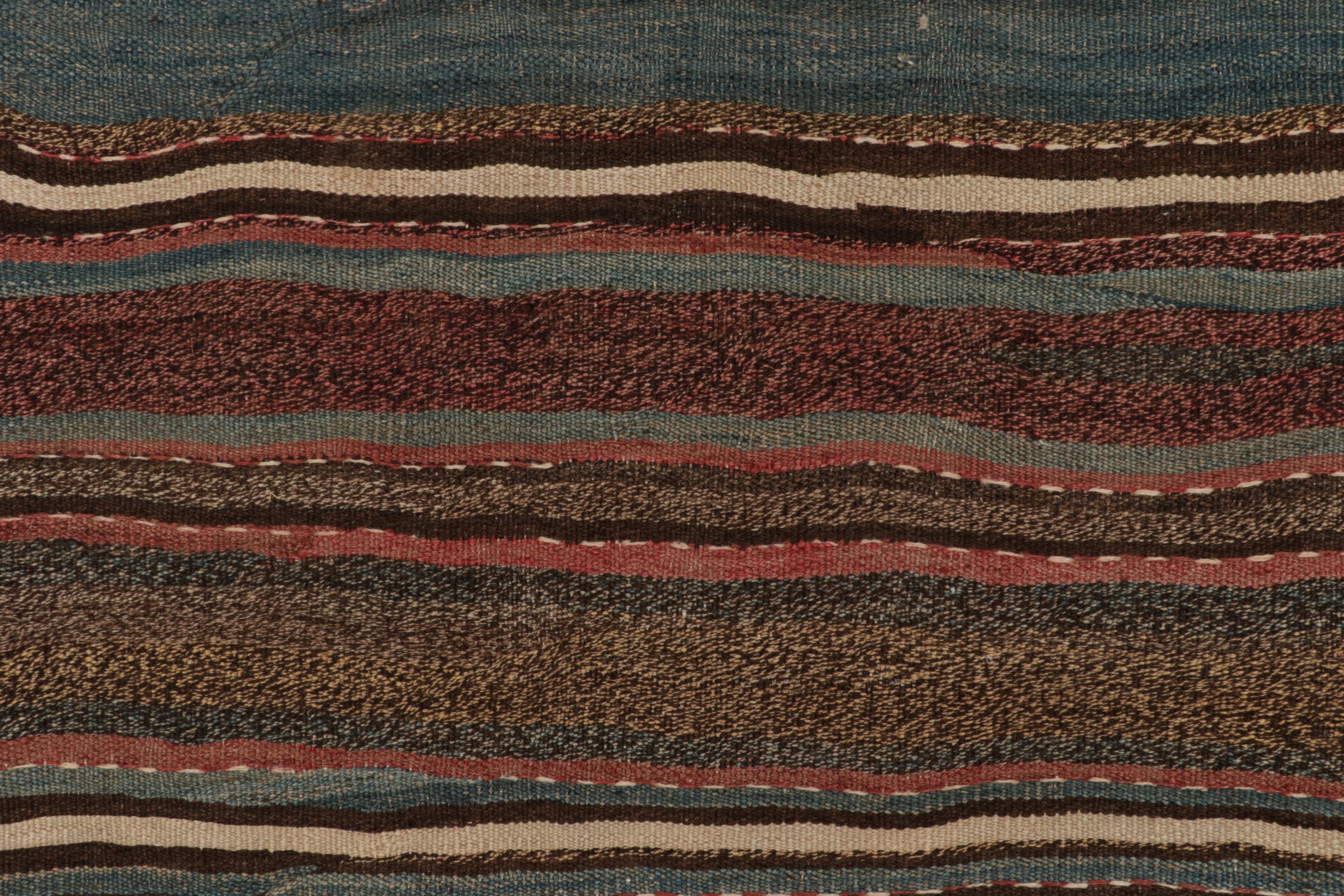 Vintage Shahsavan Persischer Kilim Teppich in Polychromatic Stripes von Rug & Kilim (Stammeskunst) im Angebot