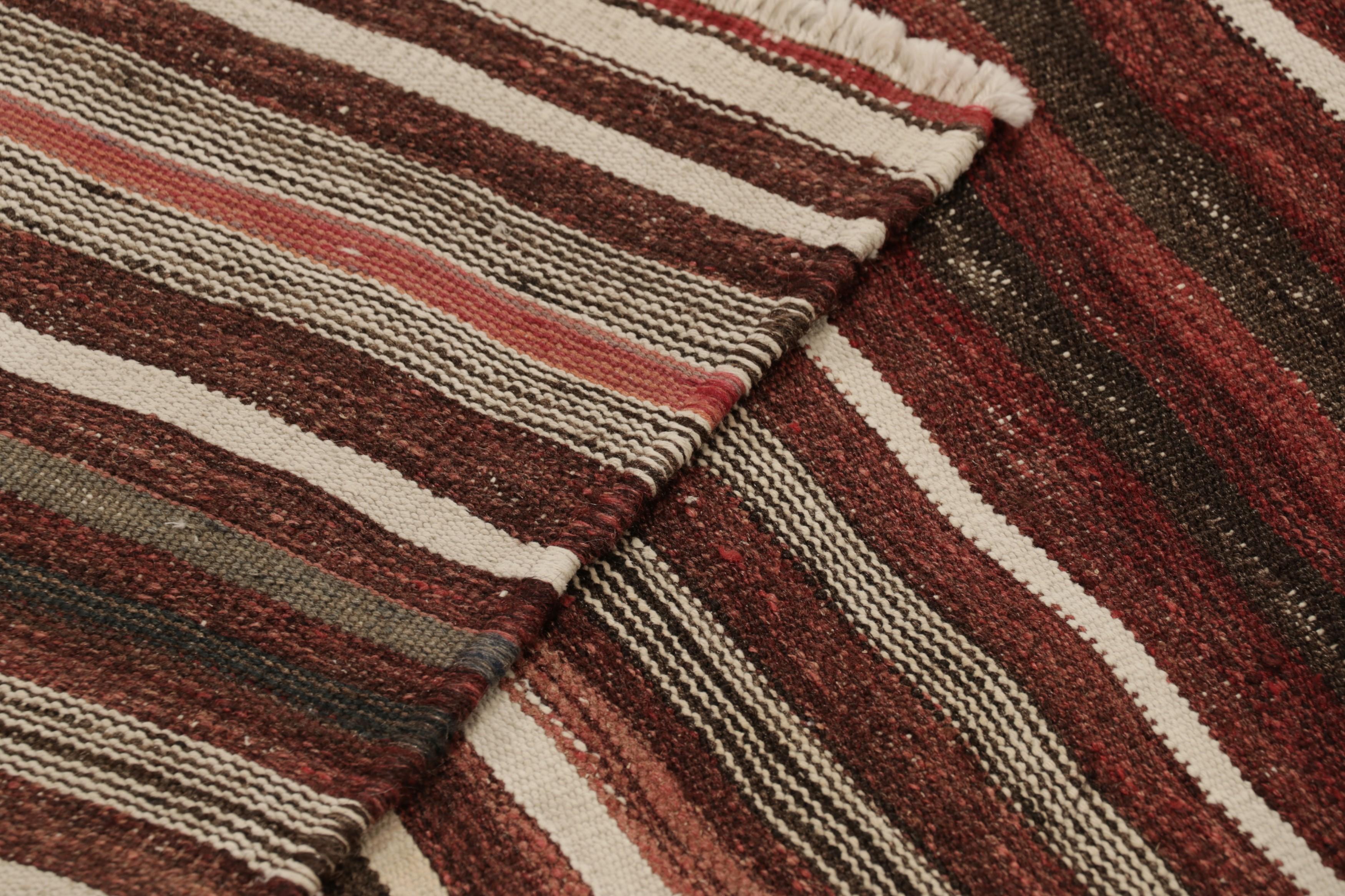 Alfombra Shahsavan Persa Kilim Vintage, Rayas Policromáticas - Rug & Kilim en venta 2