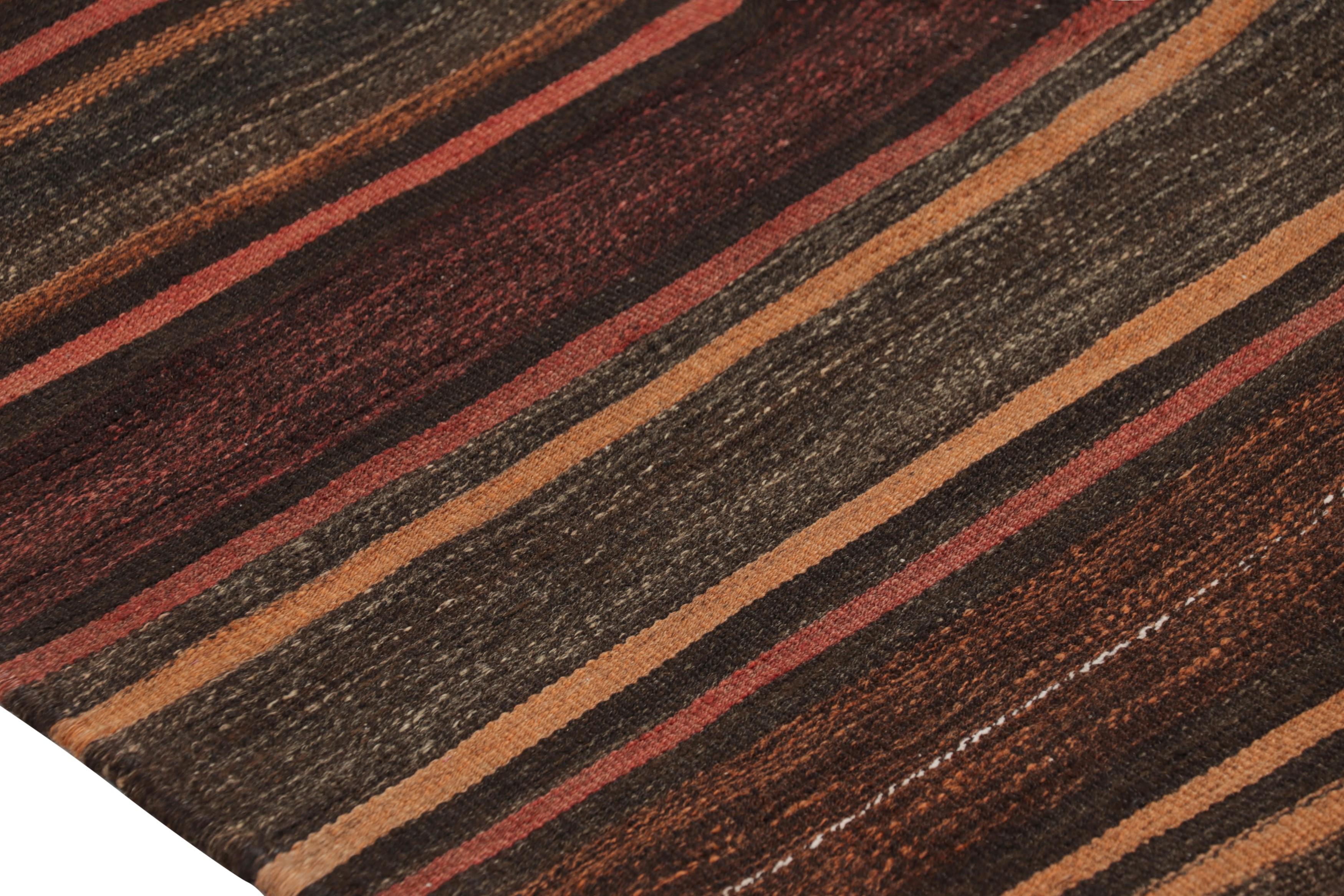 Vintage Shahsavan Persischer Kilim Läufer, Rot und Braun gestreift - Rug & Kilim (Handgewebt) im Angebot
