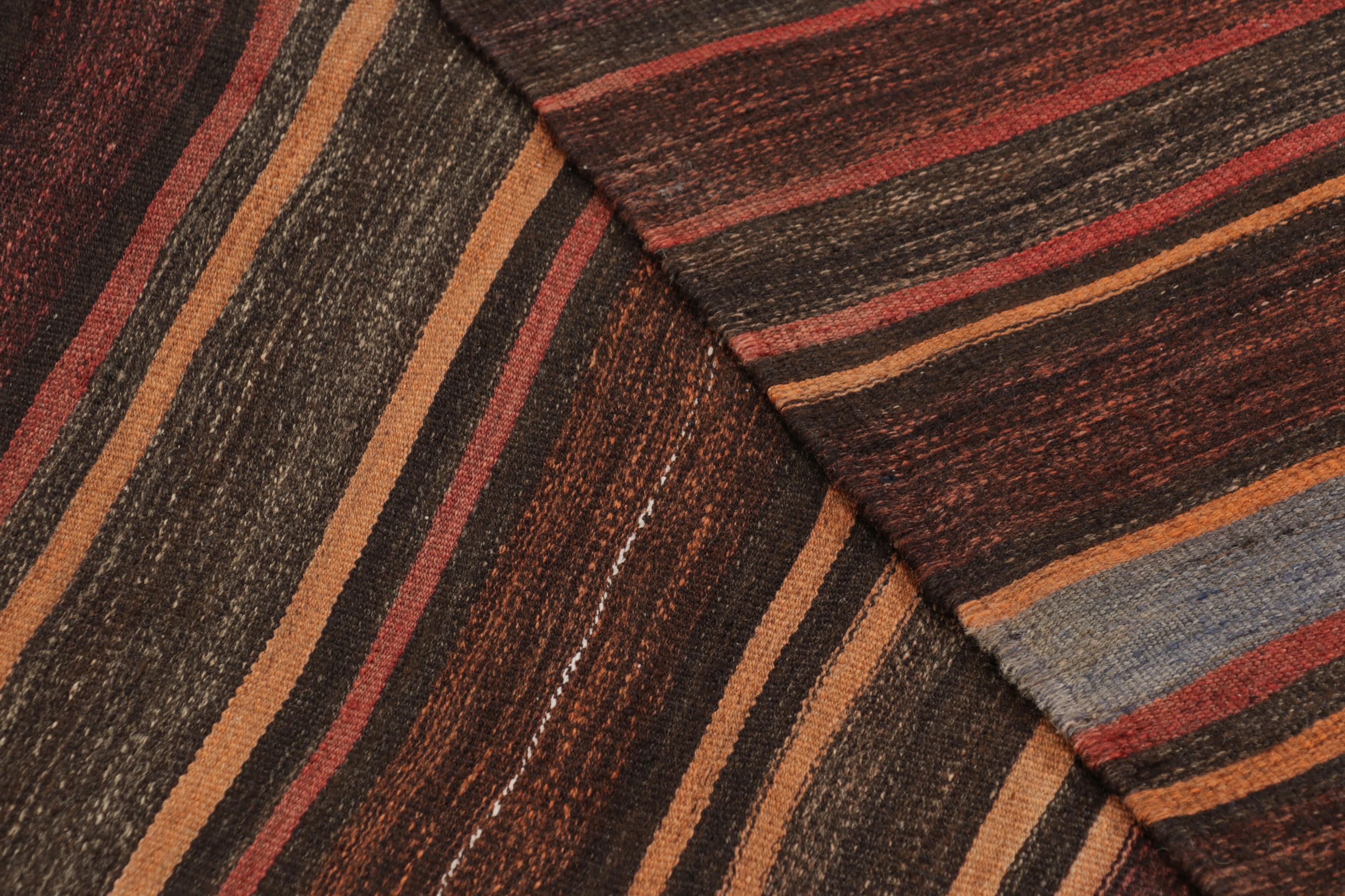 Vintage Shahsavan Persischer Kilim Läufer, Rot und Braun gestreift - Rug & Kilim im Angebot 1