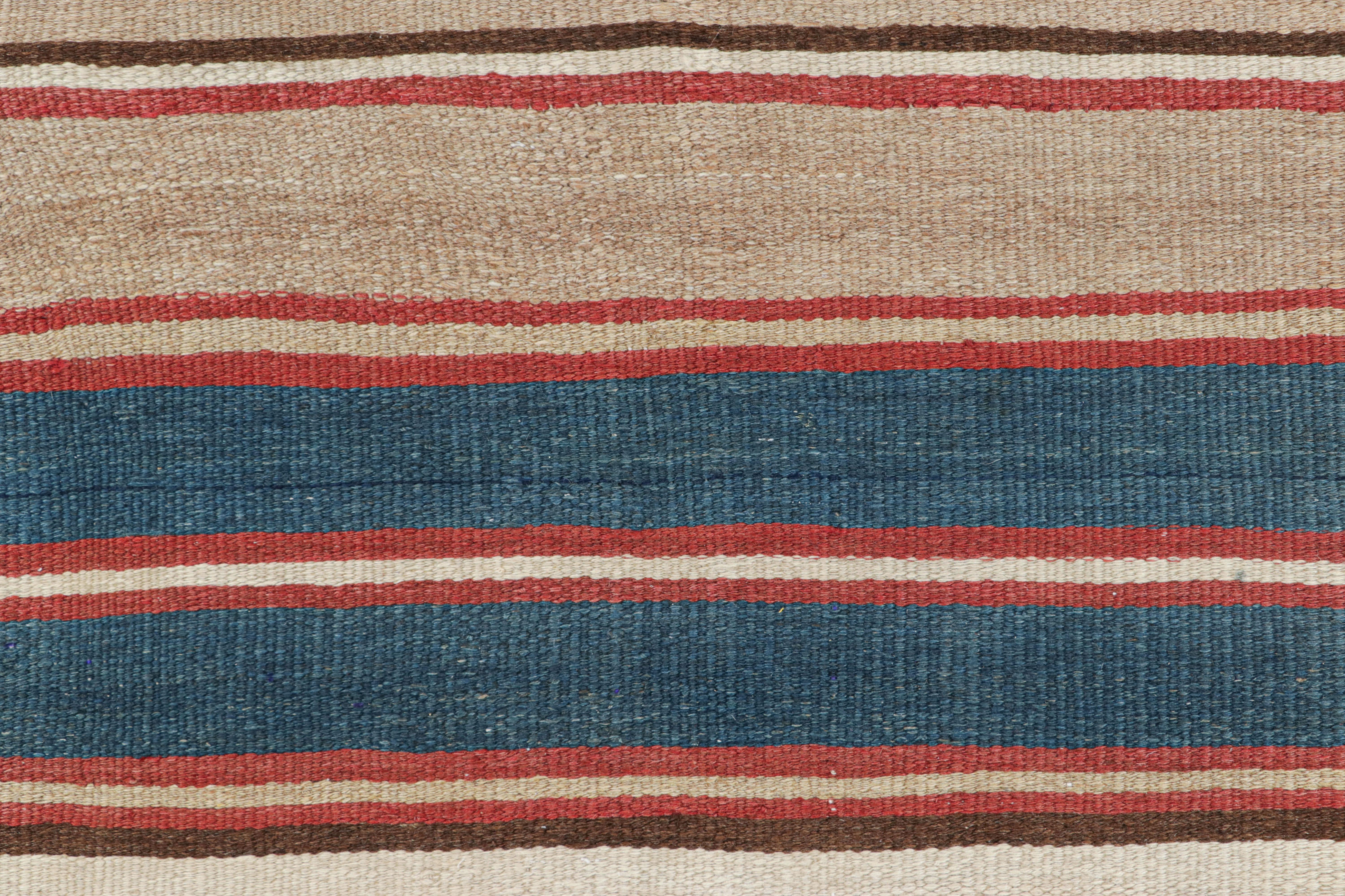 Persiano Runner Kilim persiano vintage Shahsavan con strisce policrome - Rug & Kilim in vendita