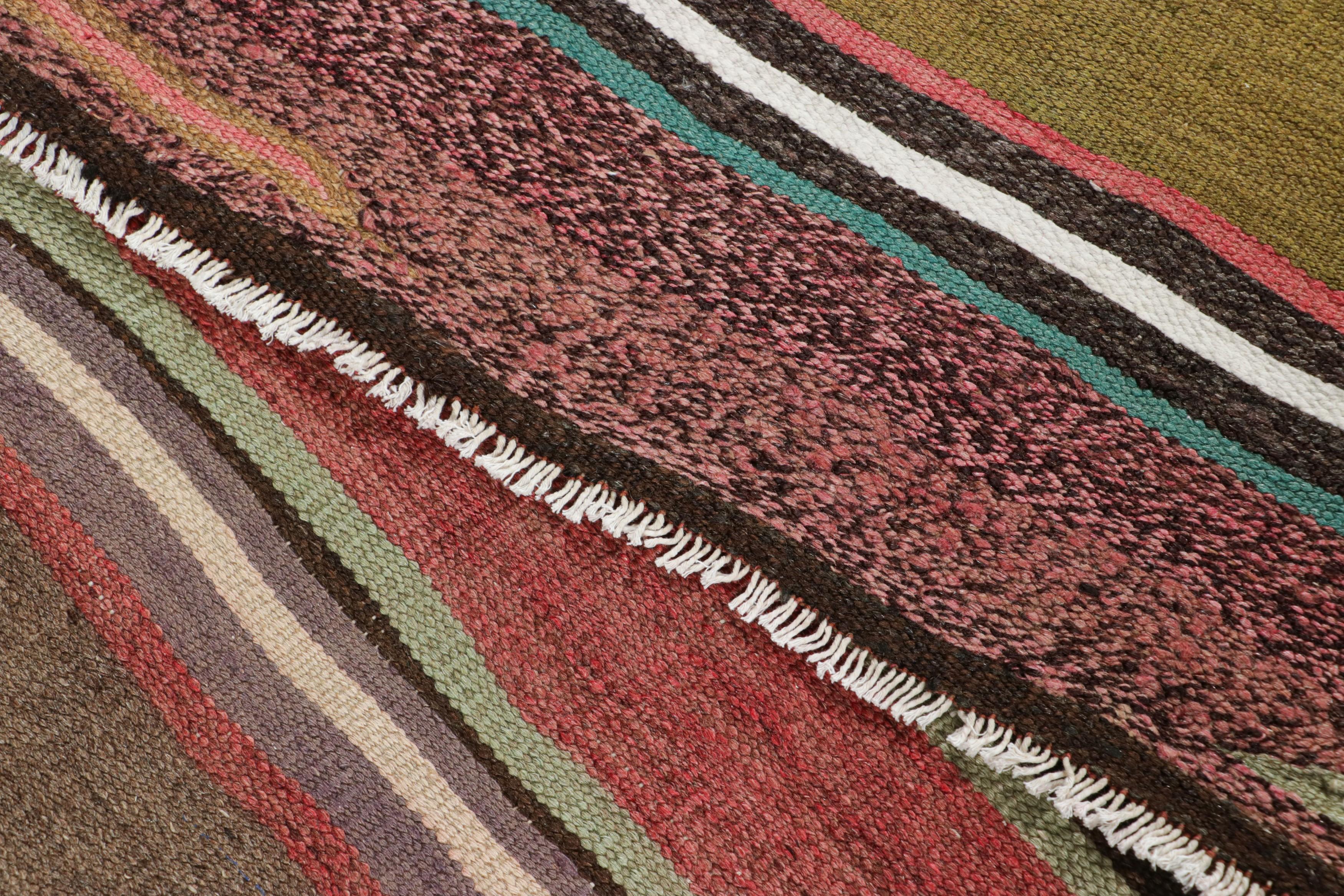 Vintage Shahsavan Persische Kilim mit bunten Streifen - Rug & Kilim im Angebot 1