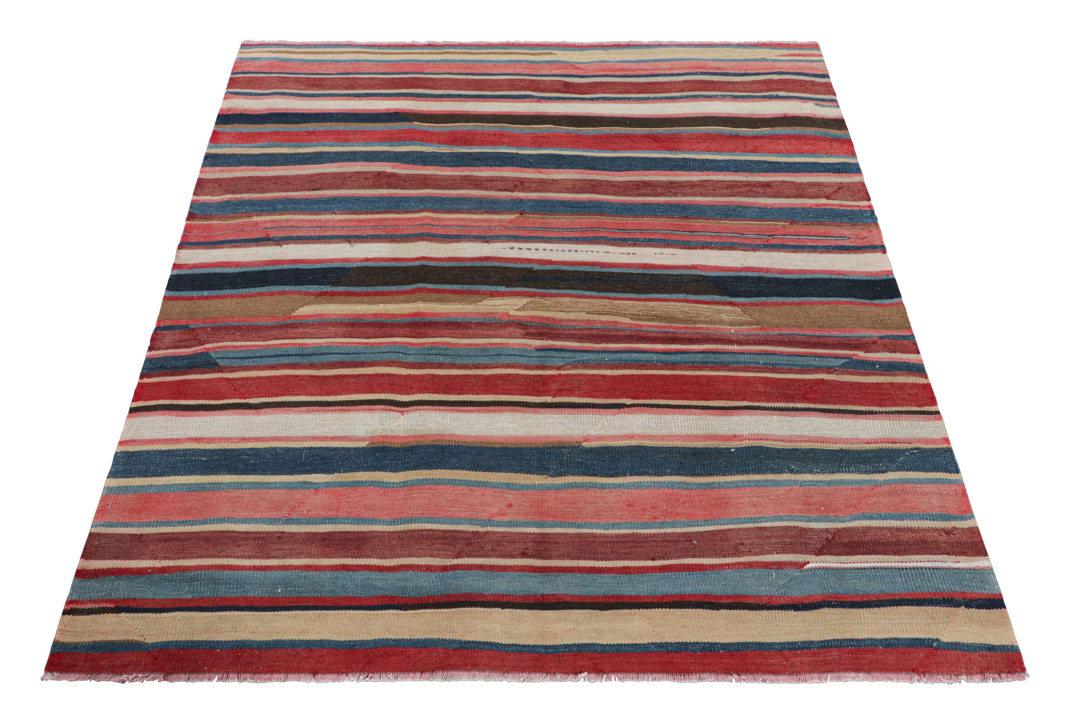 Vintage Shahsavan Persischer Kilim mit mehrfarbigen Streifen - Rug & Kilim (Mitte des 20. Jahrhunderts) im Angebot