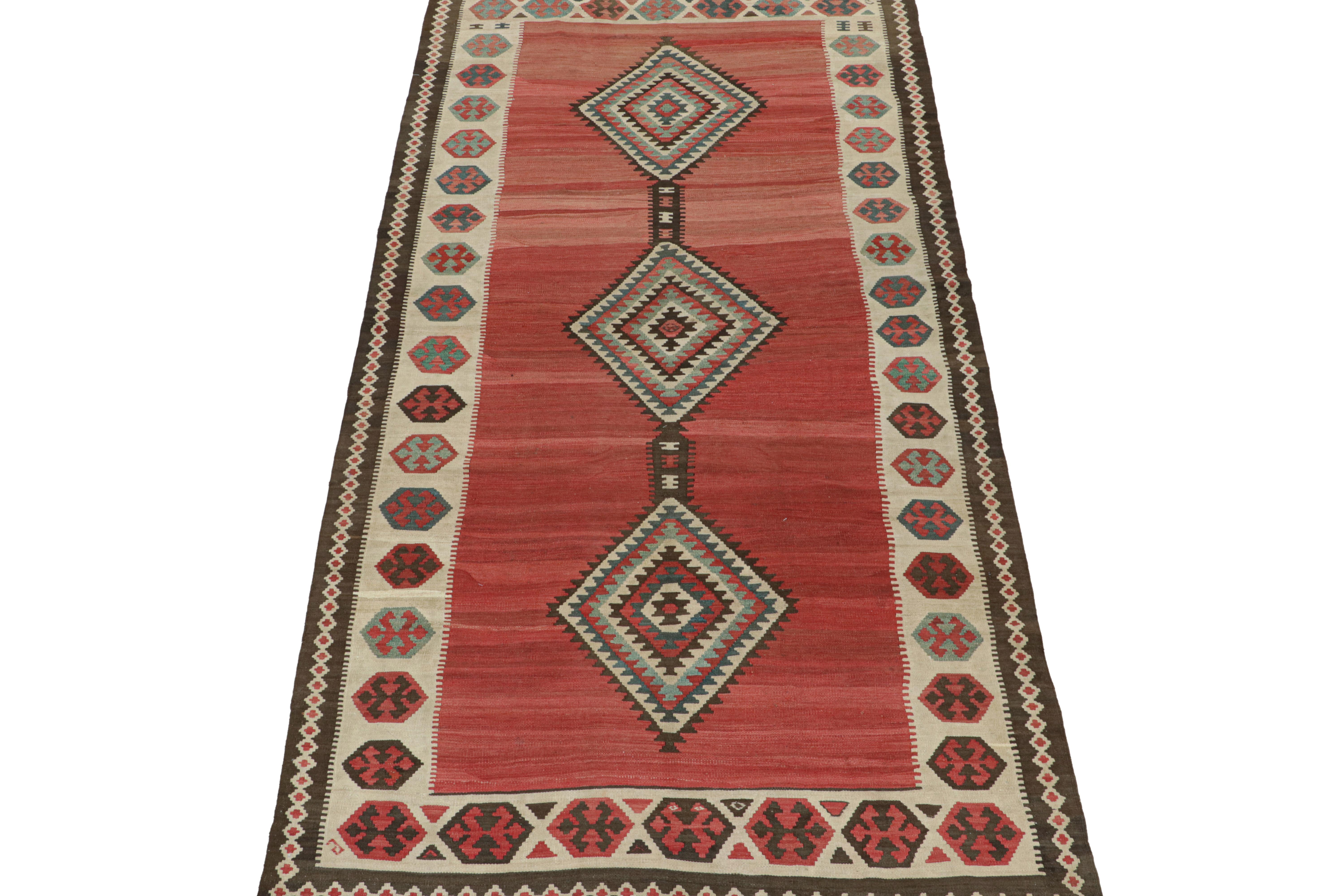 Vintage Shahsavan Persian Kilim with Red Field and Medallions In Good Condition For Sale In Long Island City, NY
