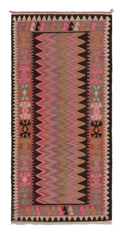 Runner Kilim persiano d'epoca Shahsavan Zanjan in rosa con chevrons  Rug & Kilim