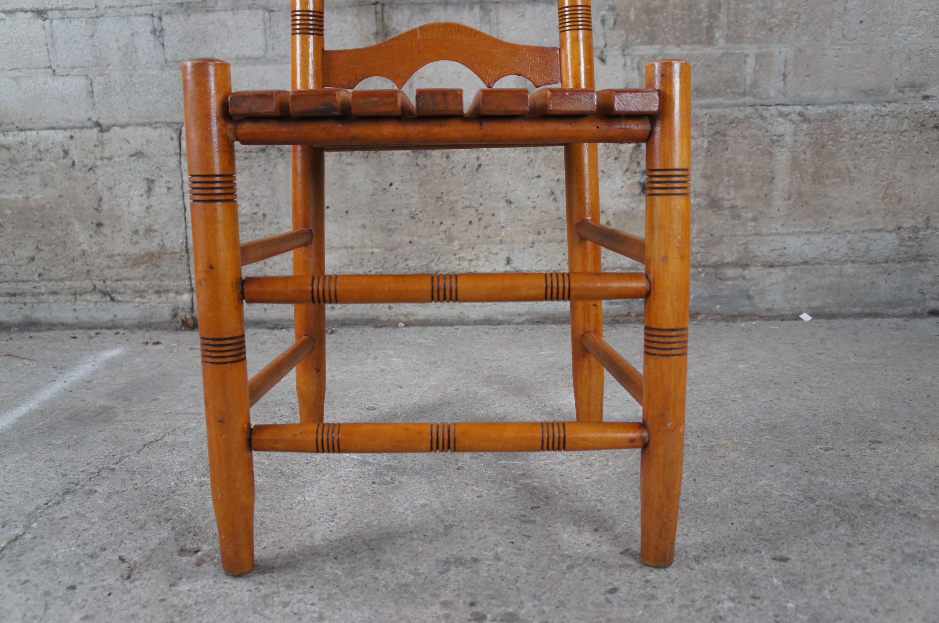 Vintage Shaker Arts & Crafts Oak Ladderback Side Accent Chair For Sale 7