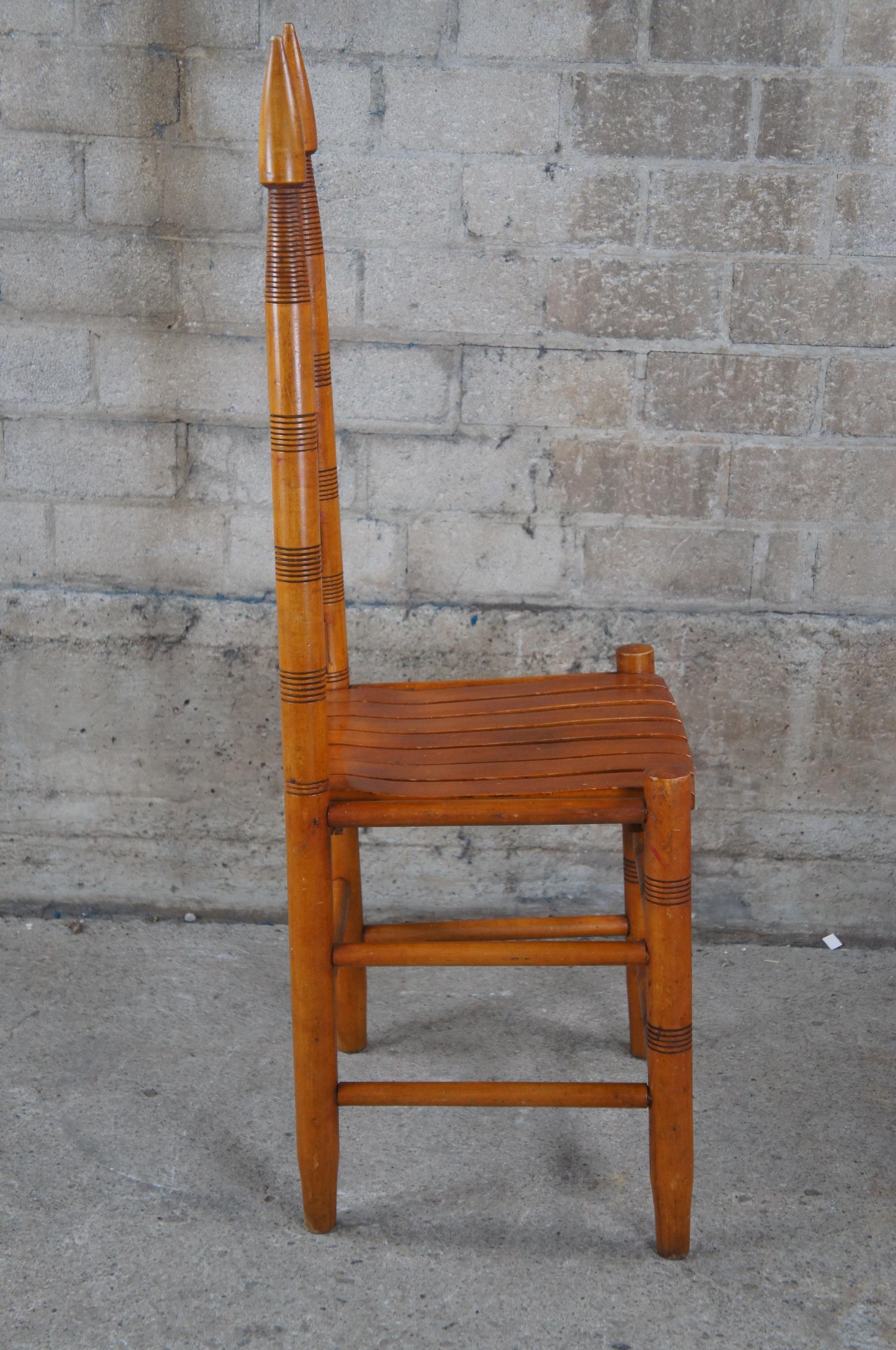 20th Century Vintage Shaker Arts & Crafts Oak Ladderback Side Accent Chair For Sale