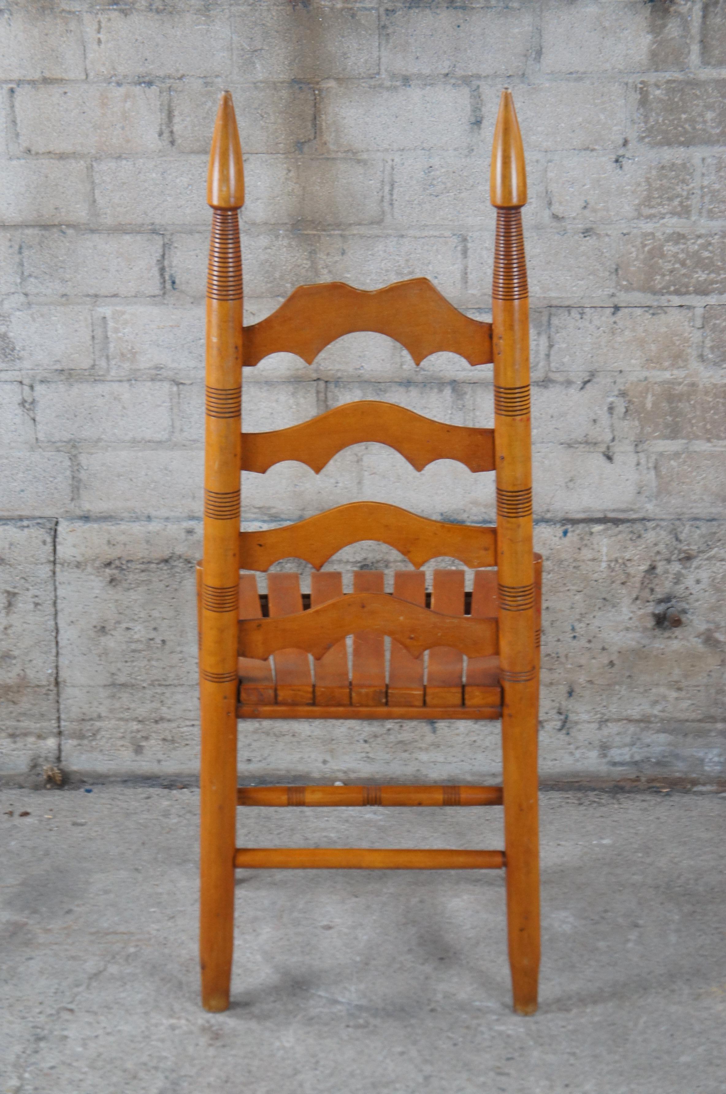 Vintage Shaker Arts & Crafts Oak Ladderback Side Accent Chair For Sale 2