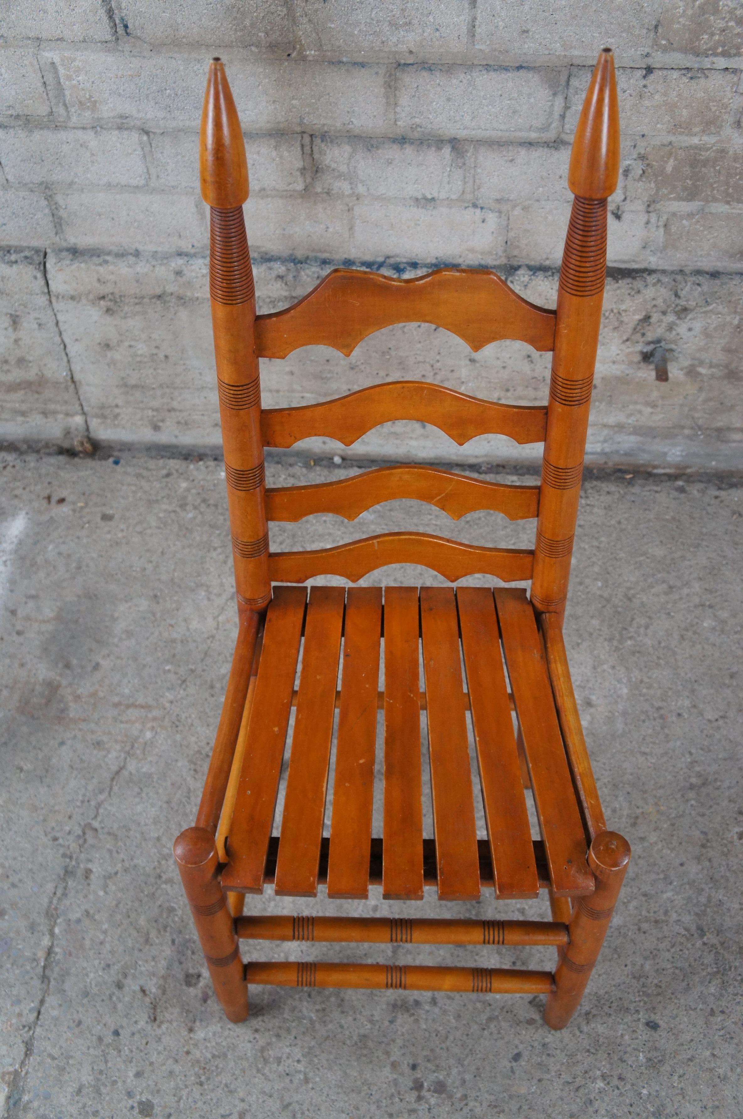 Vintage Shaker Arts & Crafts Oak Ladderback Side Accent Chair For Sale 5