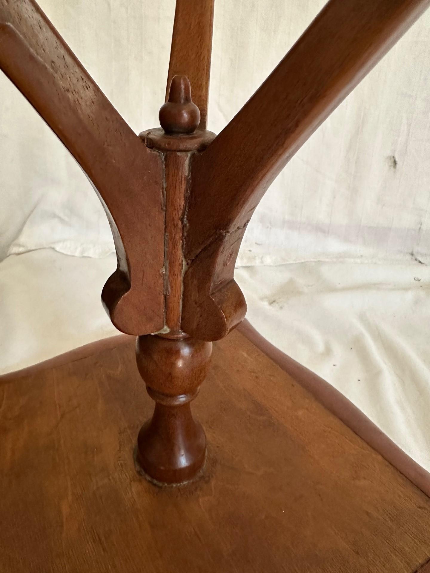 Vintage Shaker Style Spider Leg Candle Stand. For Sale 2
