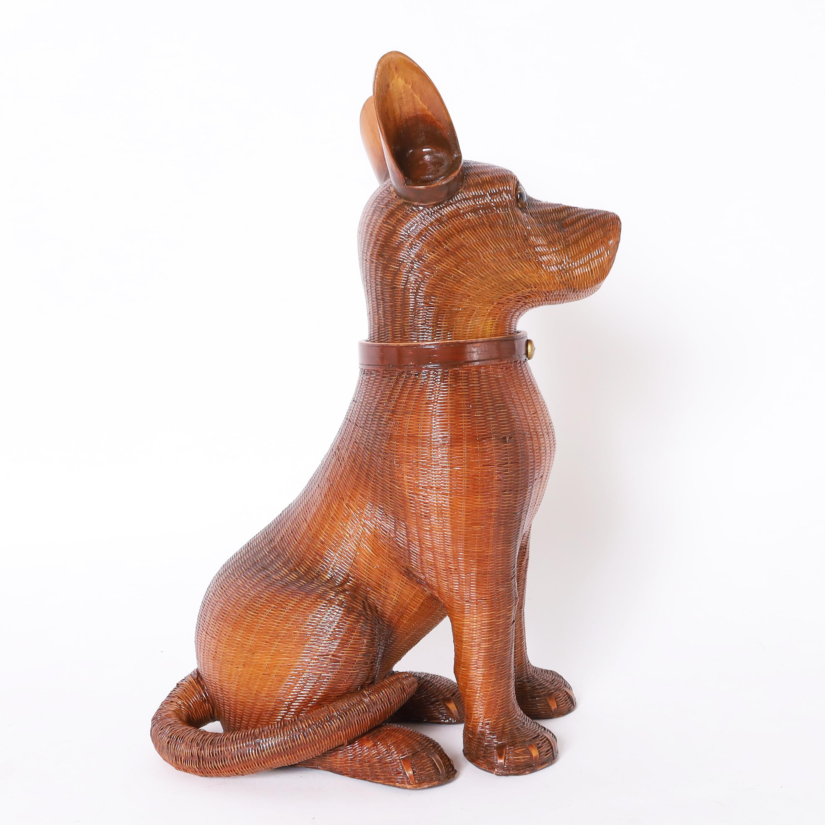 Incantevole scatola per cani con coperchio di metà secolo, realizzata ambiziosamente a mano in vimini e legno con un'inquietante essenza di cane. Dalla famosa Shanghai Collection.