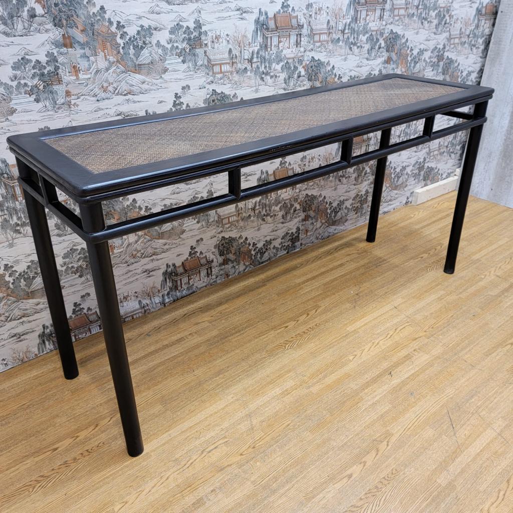 Chinese Export Vintage Shanxi Province Black Lacquer Wicker Rattan Altar Table For Sale