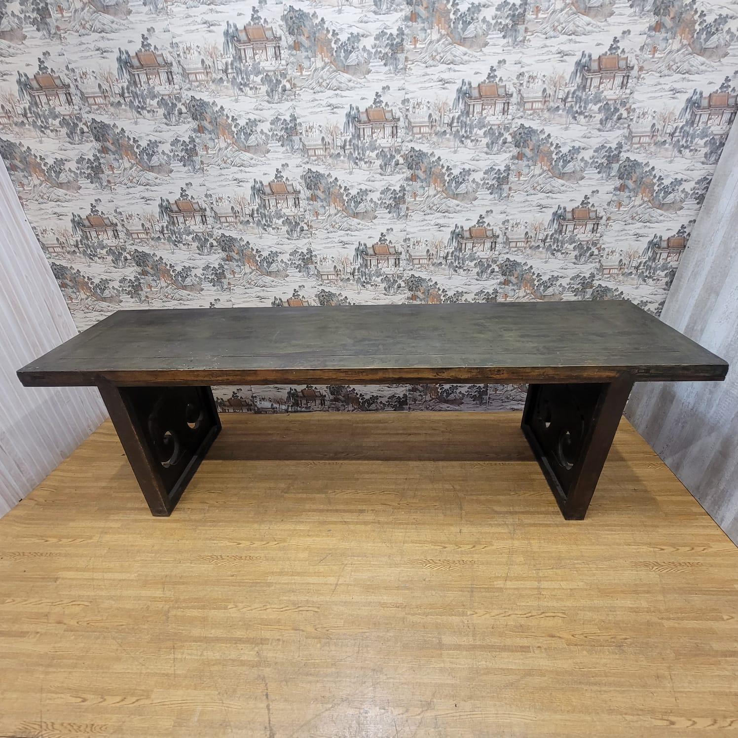 Vintage Shanxi Province Long Elm Calligraphy Table with Carved Legs For Sale 7