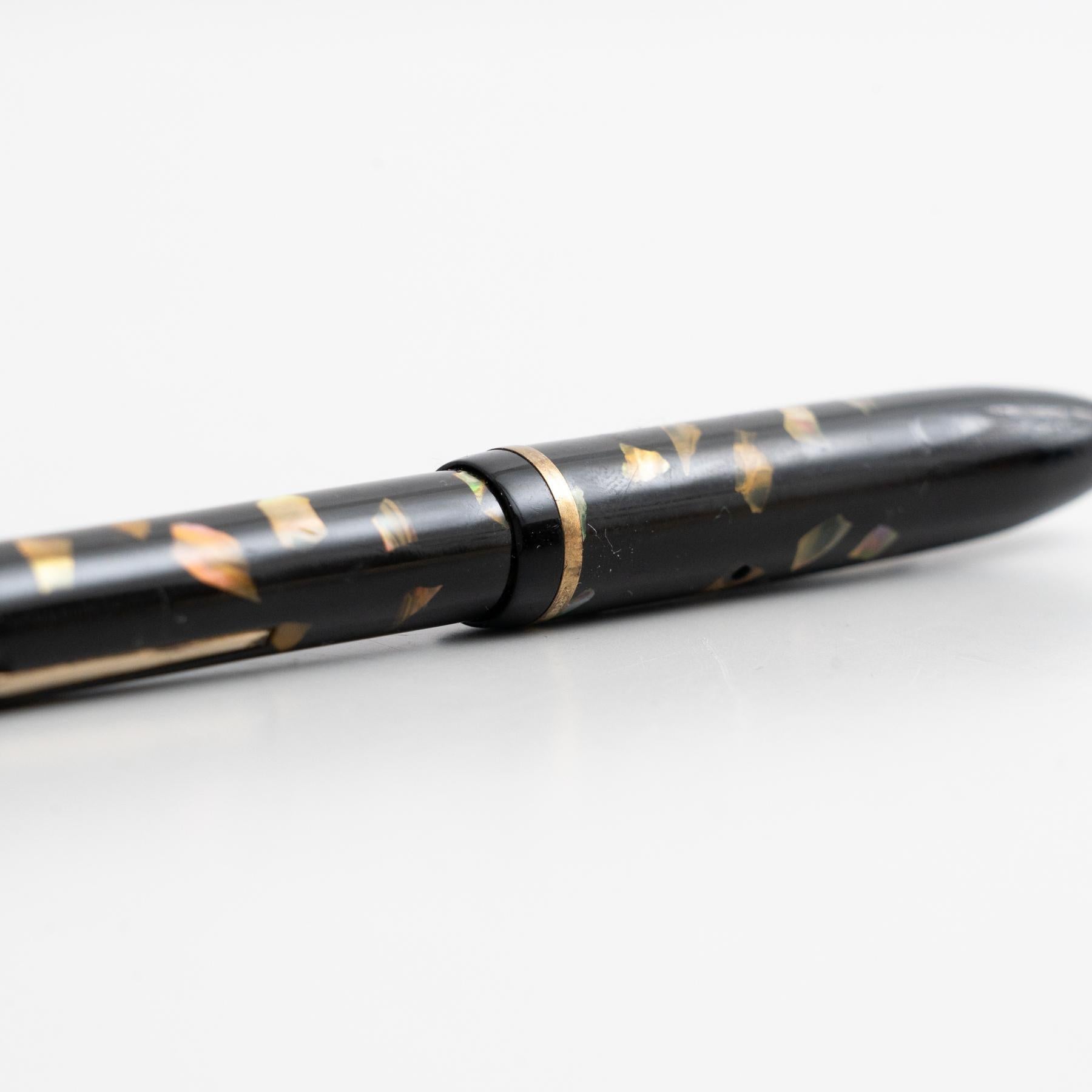 Vintage Sheaffer Fountain Pen, circa 1950 For Sale 7
