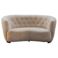 Causeuse vintage en peau de mouton du Danemark, Circa Vintage 1950