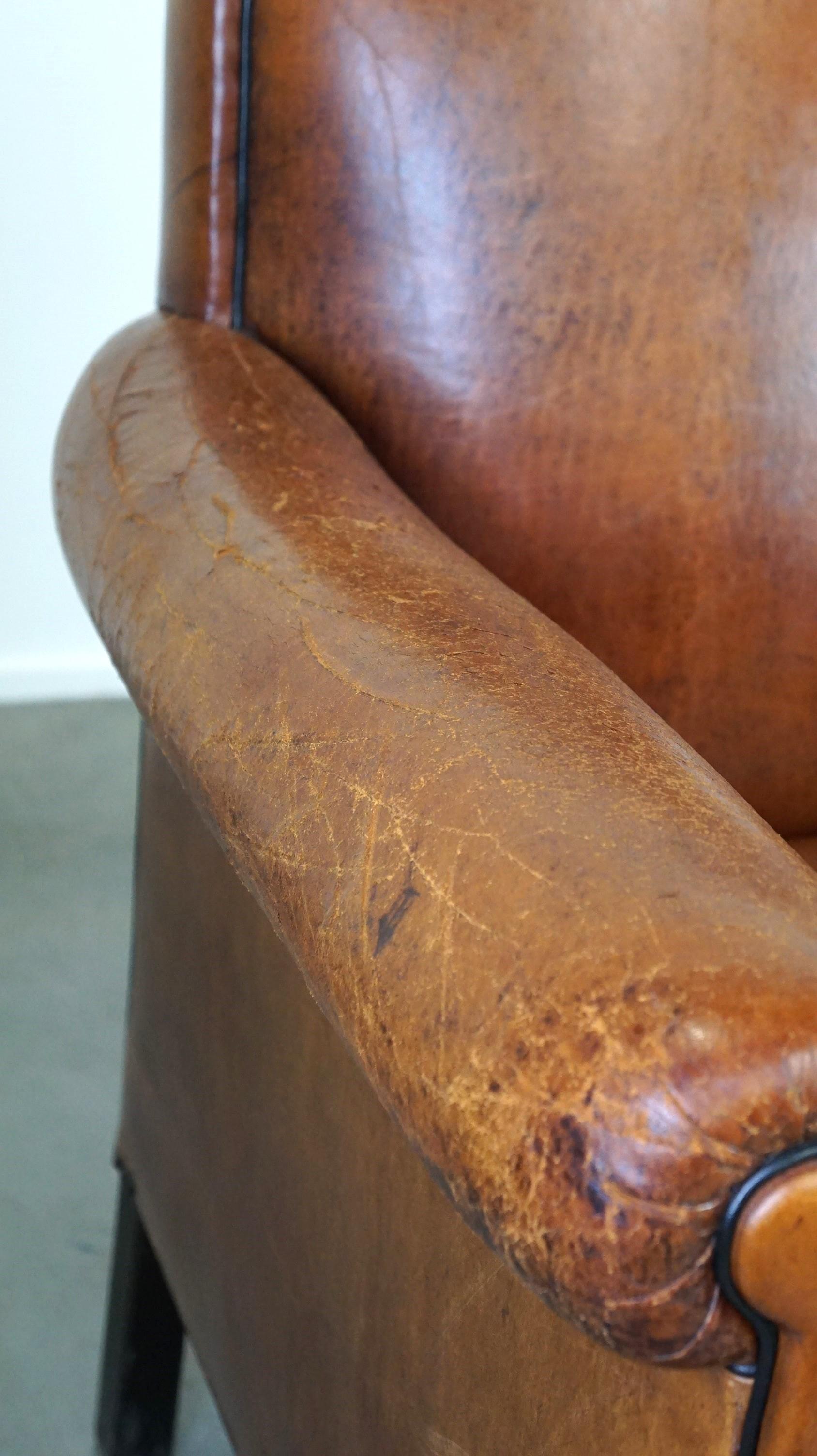 Vintage sheep leather armchair/design armchair with a beautiful look For Sale 3