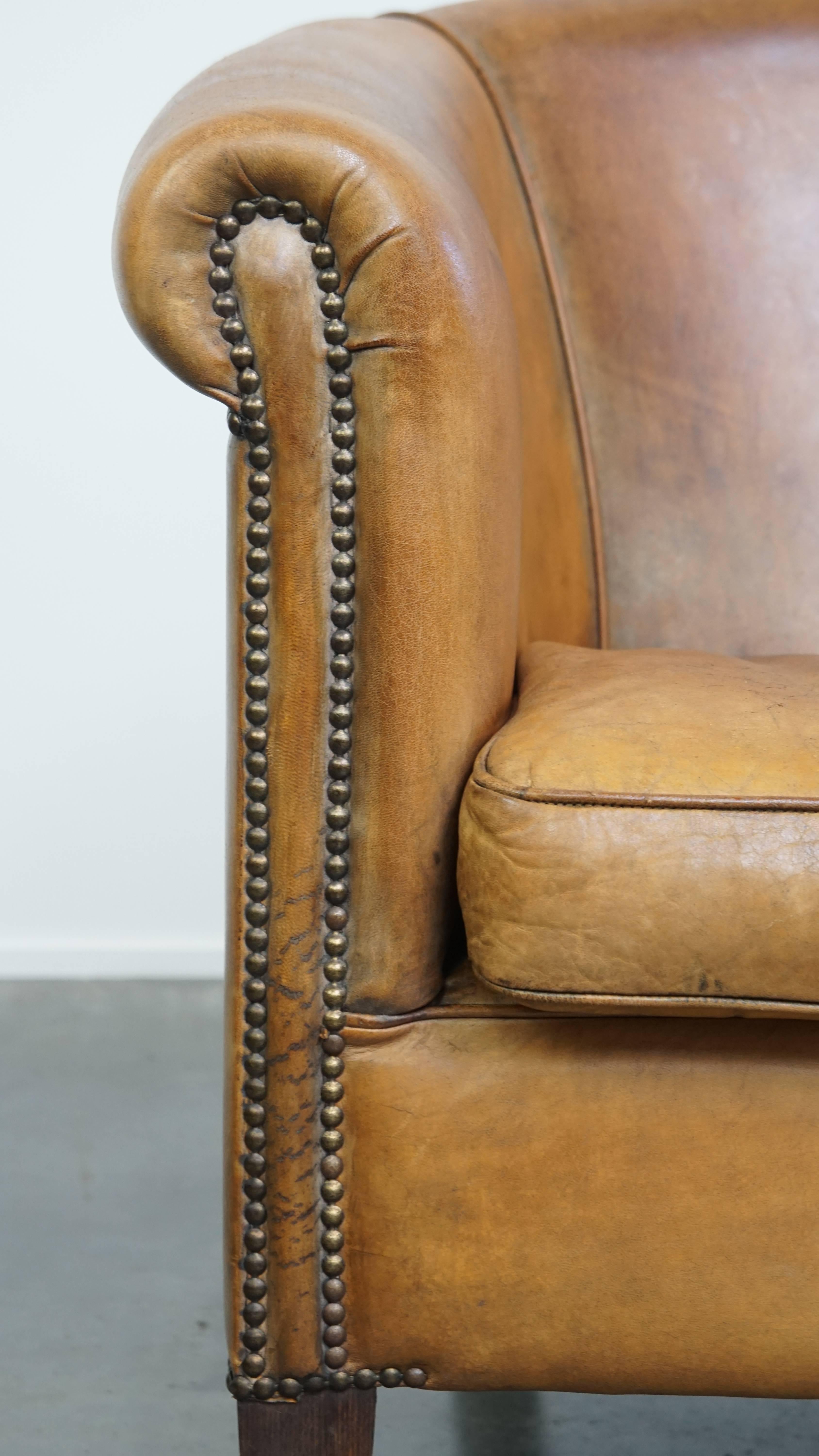 Vintage 2-Sitzer-Sofa aus Schafsleder im englischen Stil im Angebot 3