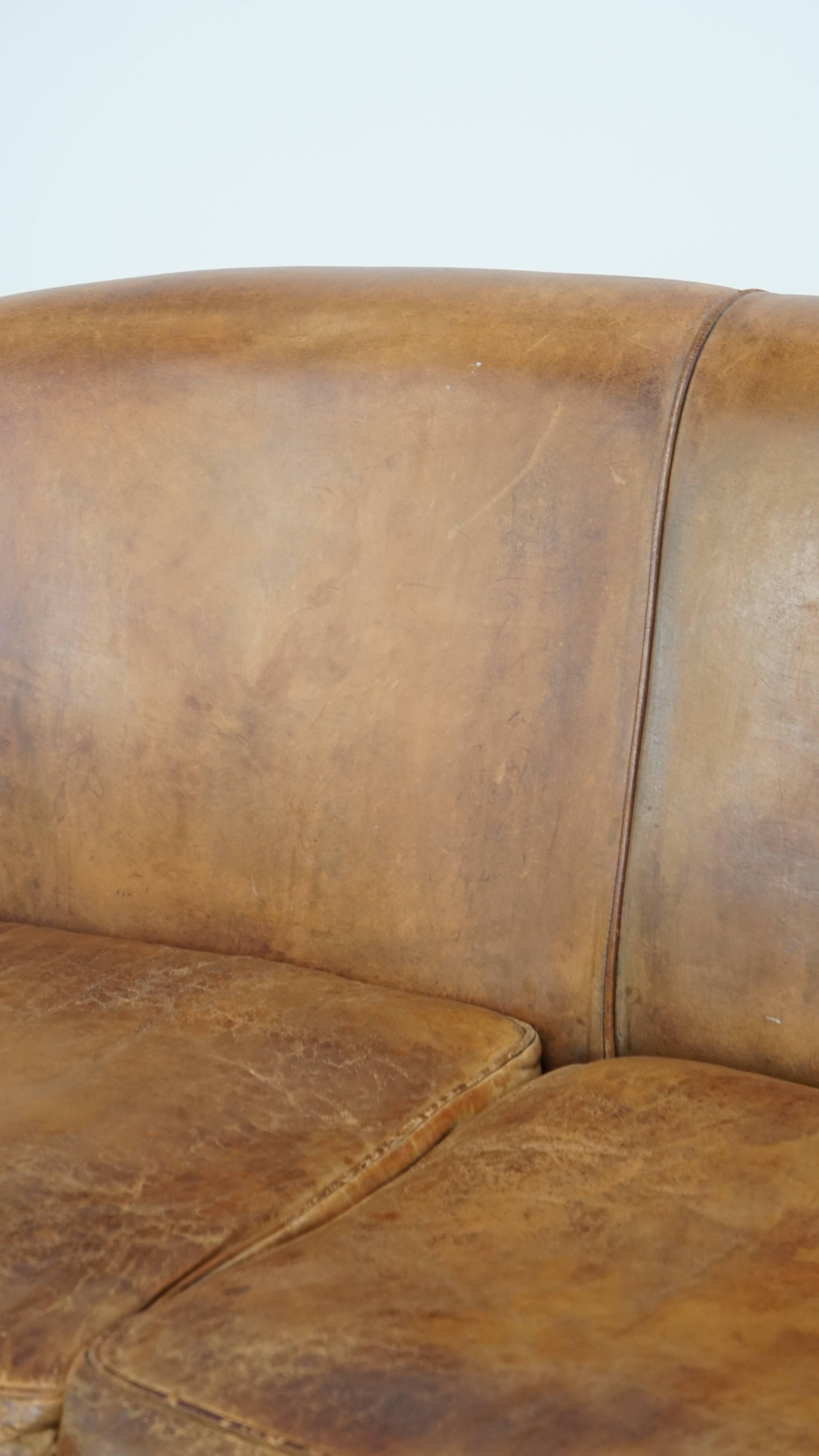 Vintage 2-Sitzer-Sofa aus Schafsleder im englischen Stil im Angebot 6