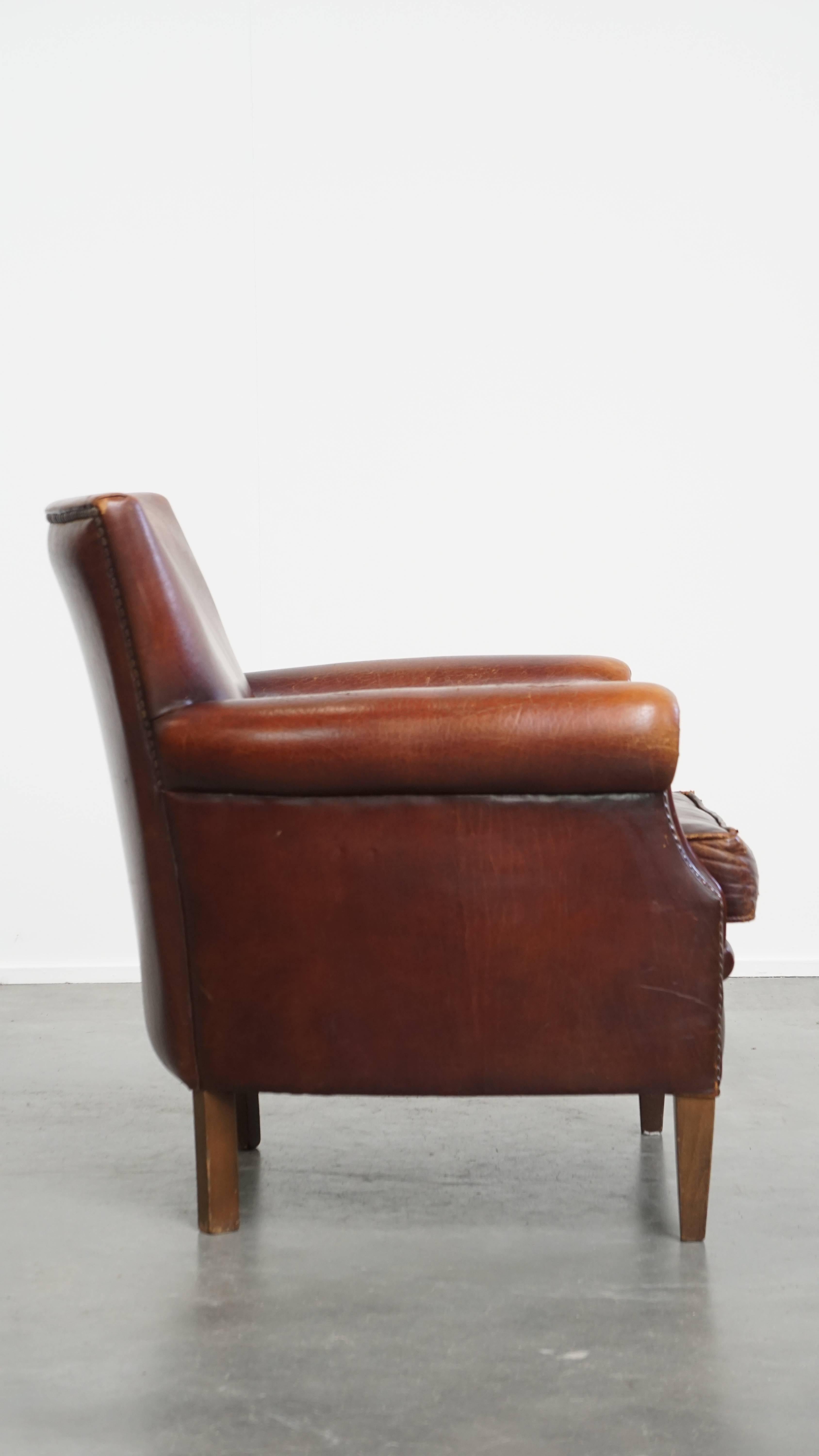 Vintage Schafsfell Leder Sessel (Klassisch-römisch) im Angebot