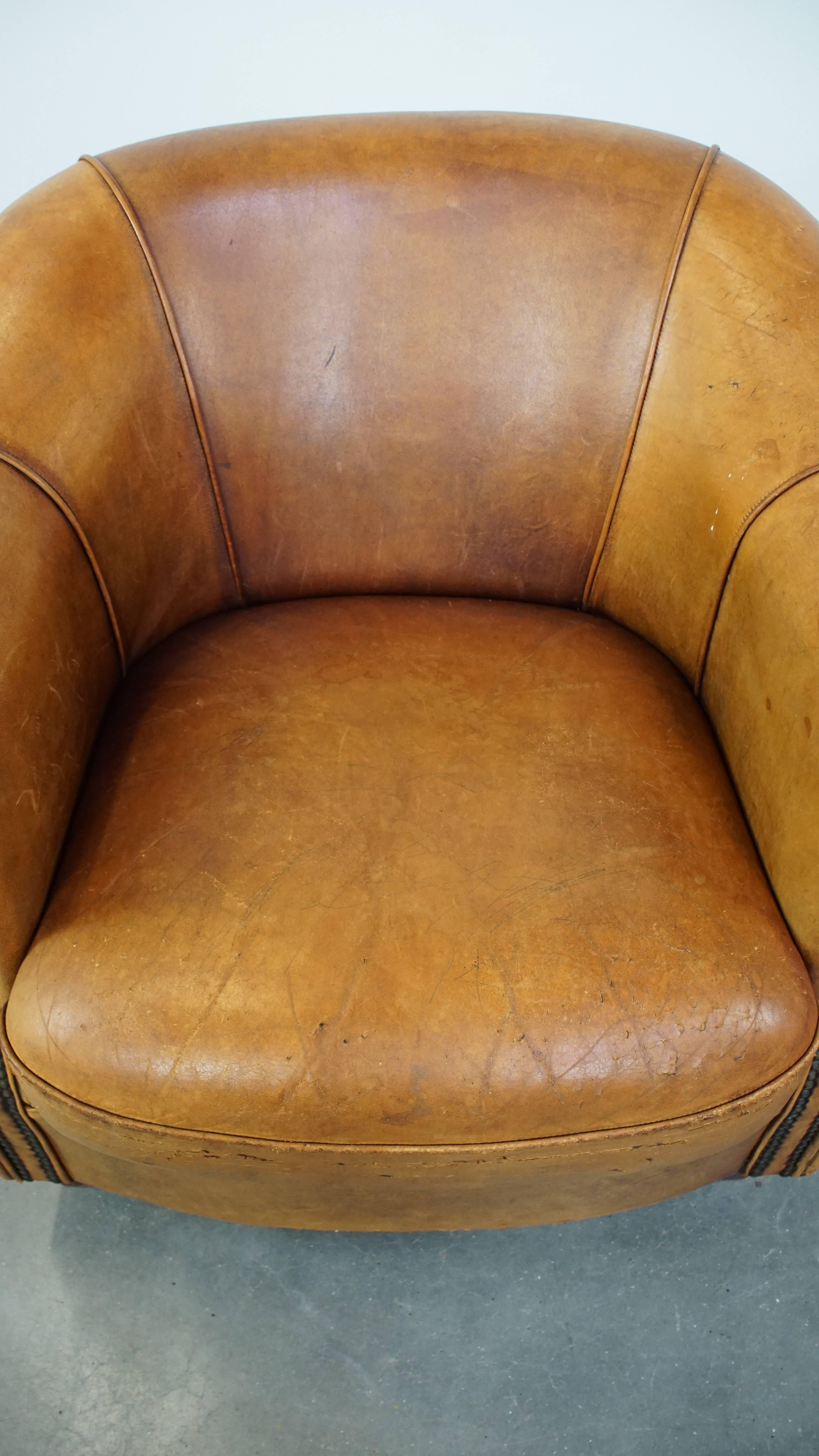 20th Century Vintage Sheepskin Leather Club Armchair in a Beautiful Light Cognac Color For Sale