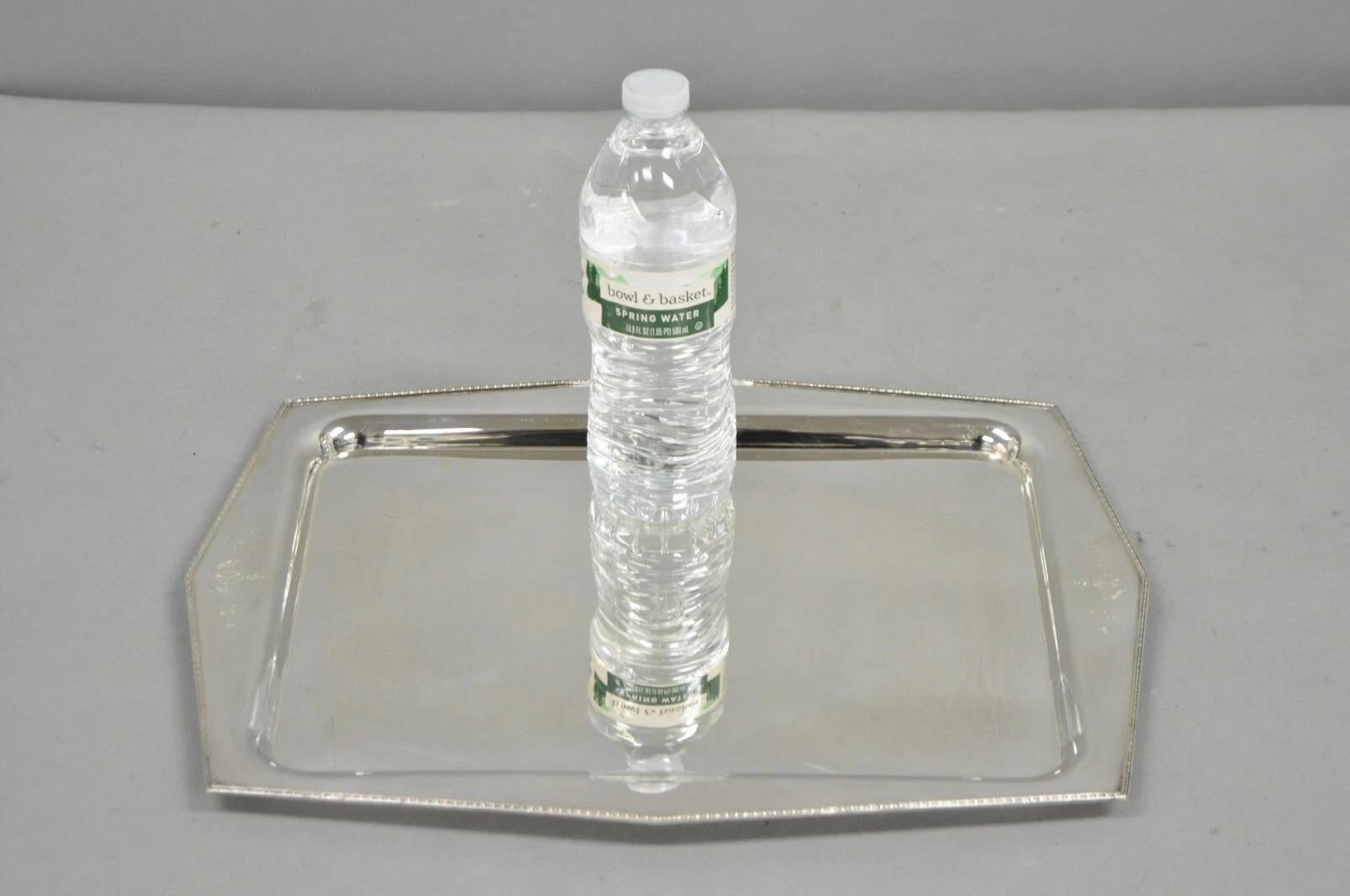 Vintage Sheffield Adam Zeitraum Reproduktion versilbert Trinket Dish Bar Tablett Platte mit unleserlichen Monogramm. Circa Mitte des 20. Jahrhunderts. Abmessungen: 0,5