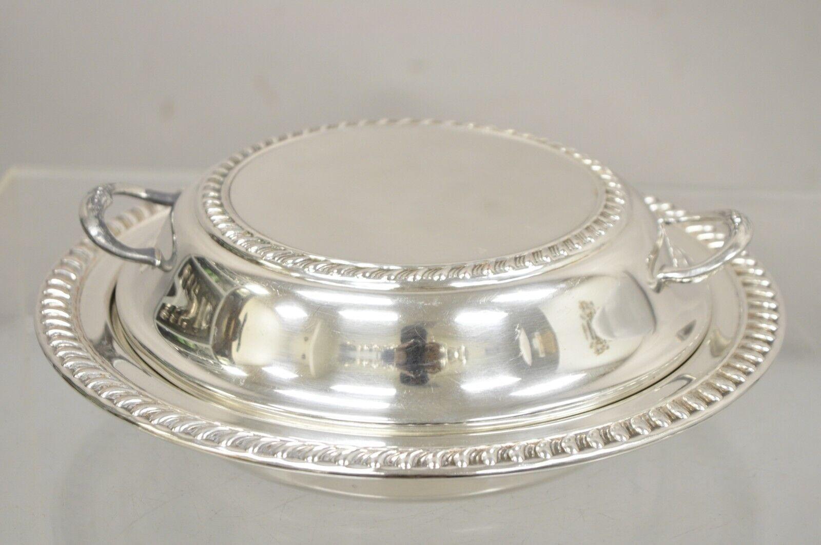 Vintage Sheffield Silber auf Kupfer versilbert Sheridan Lidded servieren Dish. Circa Mitte des 20. Jahrhunderts. Abmessungen: 3