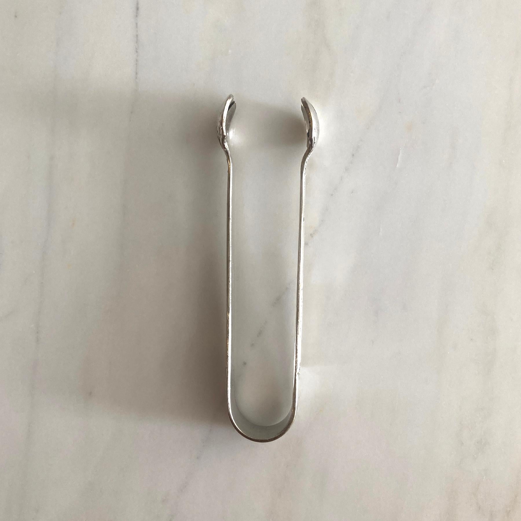 Pinzas de azúcar vintage Sheffield, años 70 en Bueno estado para la venta en New York, NY