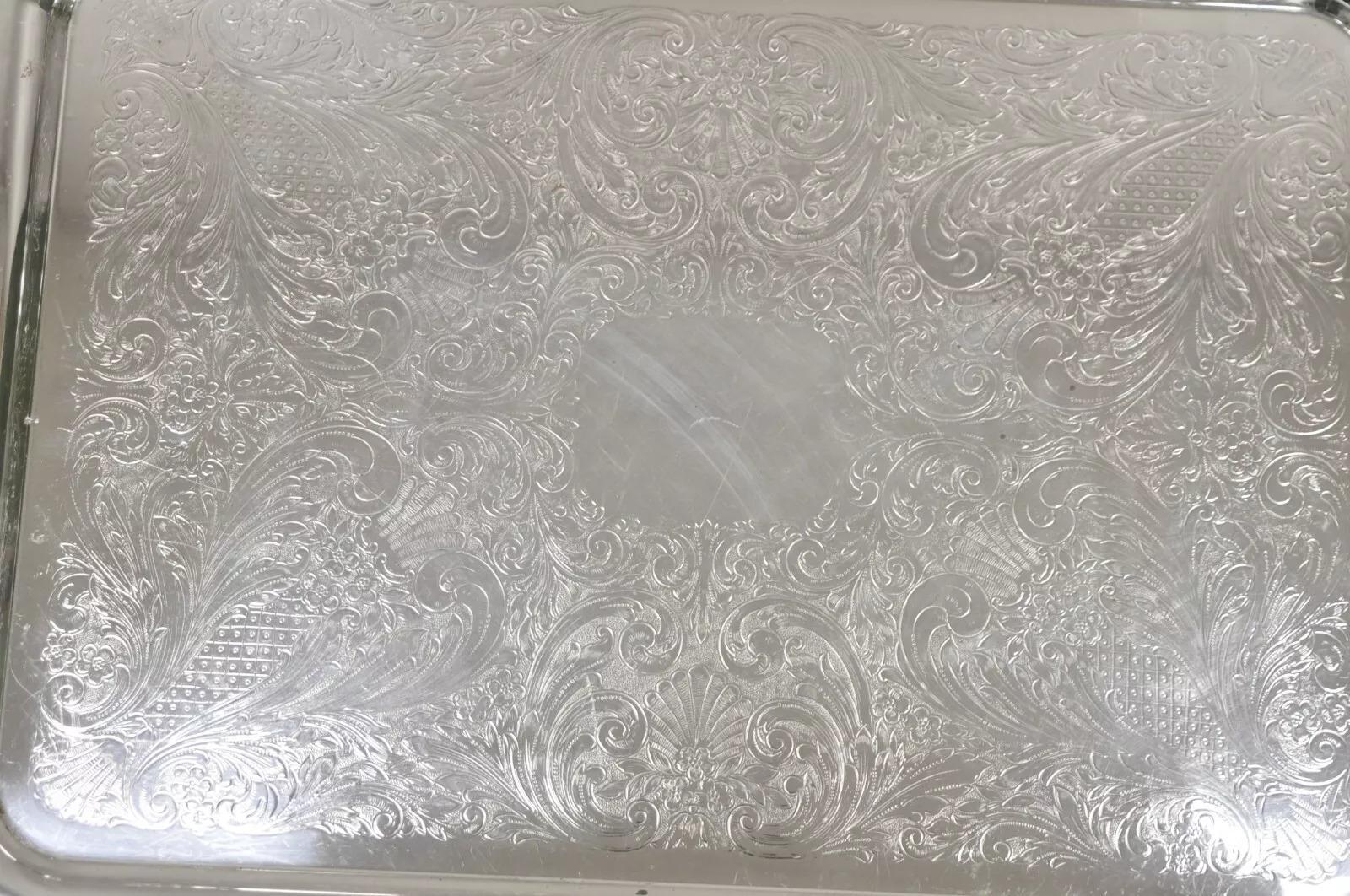 Vintage Sheffield Victorian Ornate Silver Plated Serving Platter Tray (Vassoio) In condizioni buone in vendita a Philadelphia, PA