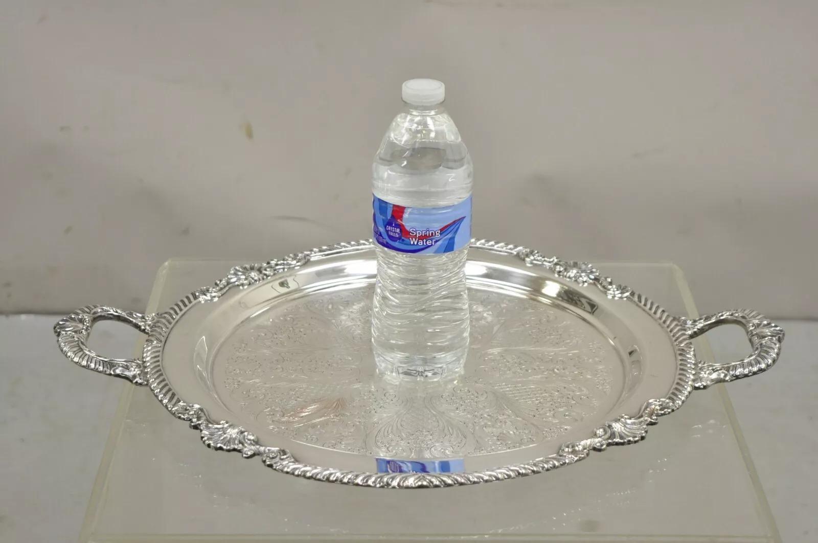 Bandeja redonda con dos asas chapada en plata de estilo victoriano Vintage Sheffield en venta 3