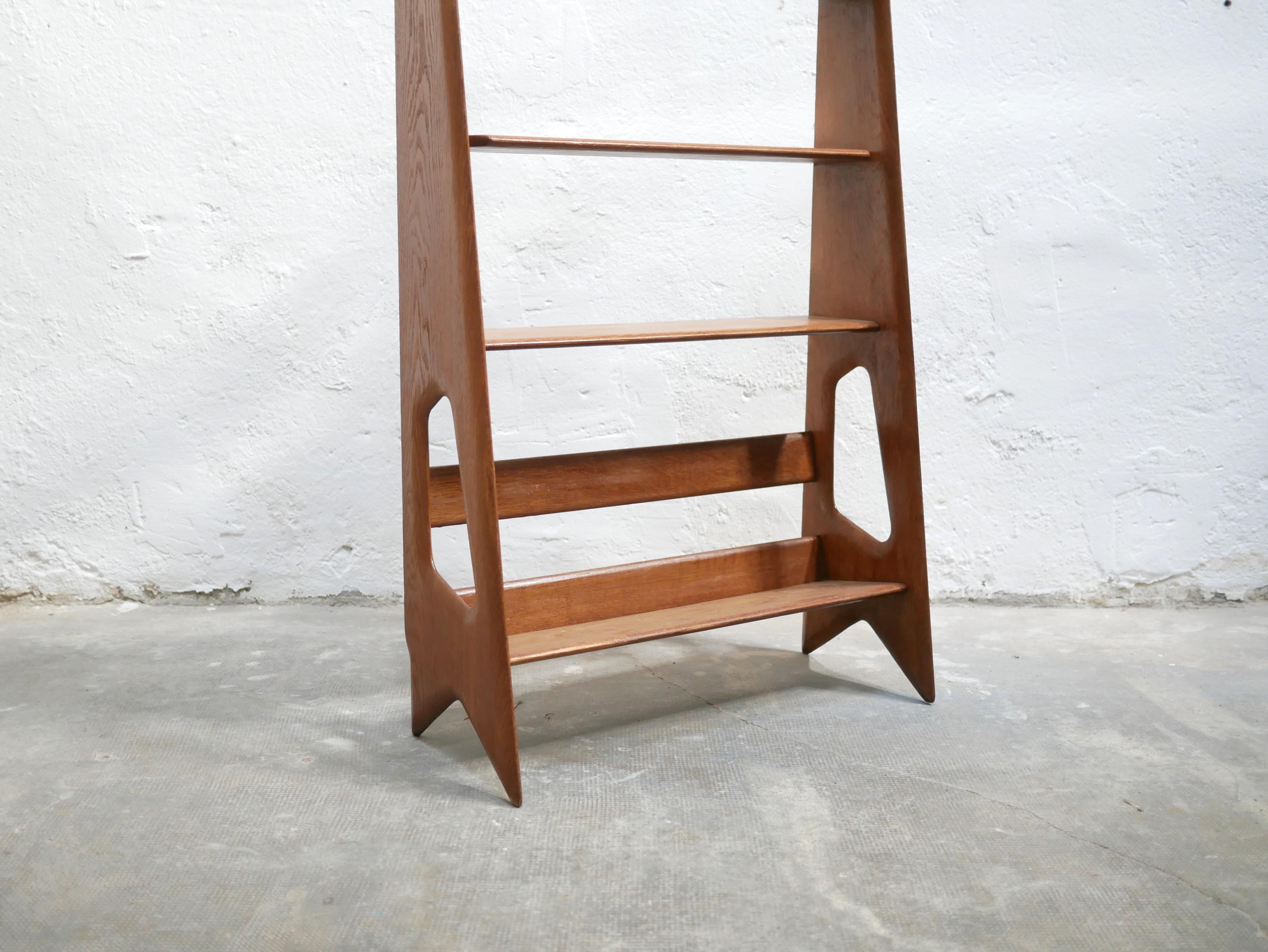 Estantería vintage de Pierre Cruège en venta 3