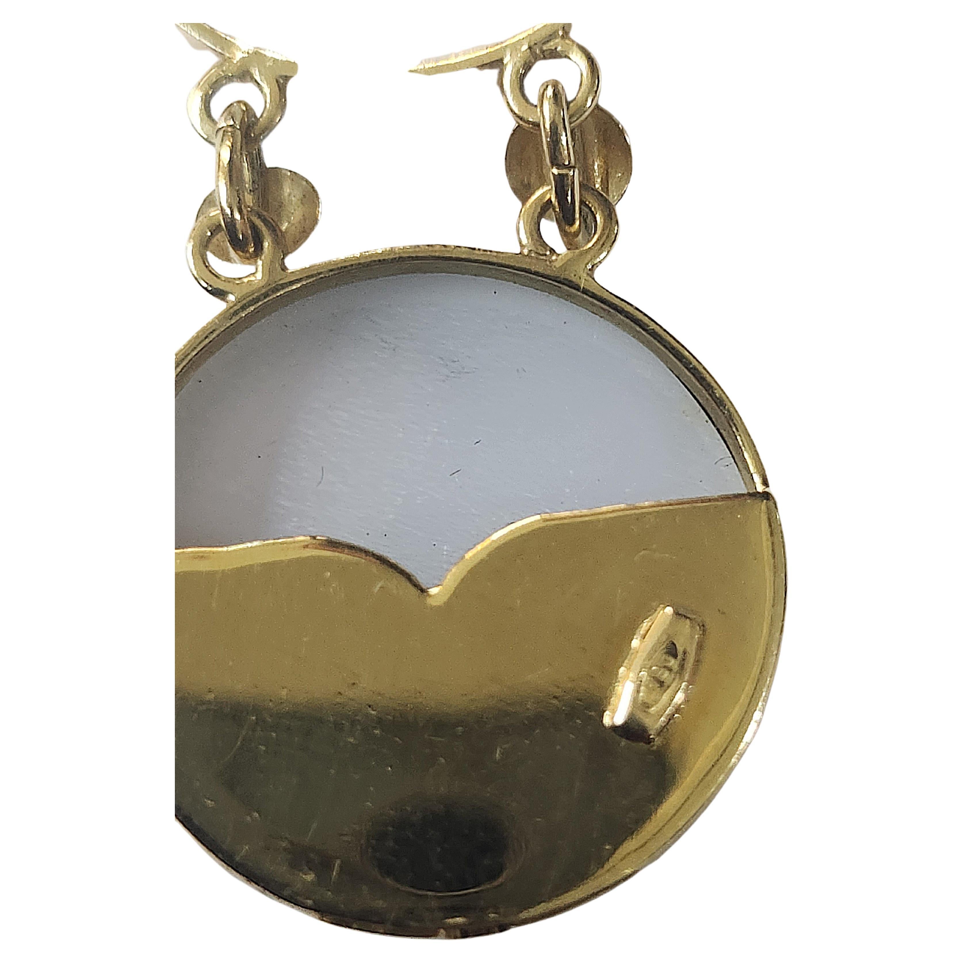 Vintage shell cameo Gold Bracelet For Sale 1